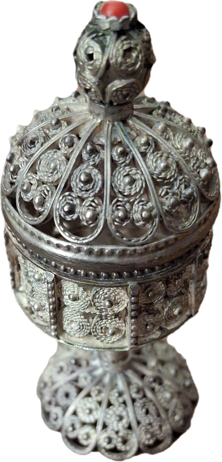 Vintage Israeli 925 Sterling Silver Filigree Besamim Spice Box - Yemenite Style with Red Coral Stone, Havdalah Judaica Artifact