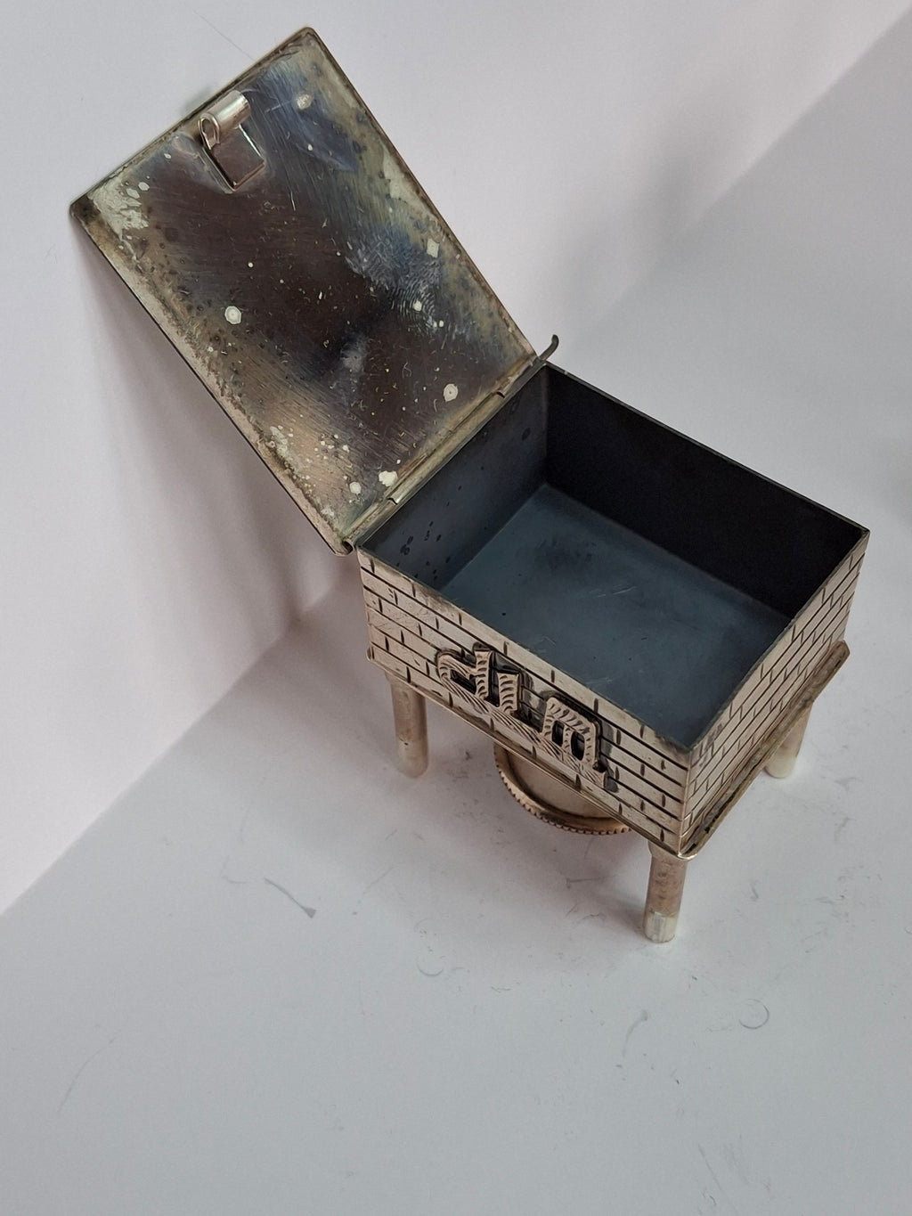 Mid Century 925 Sterling Silver Brick House Travel Full Havdalah Set - Israeli Judaica Besamim, Kiddush Cup & Candle Holder (4.8 oz)