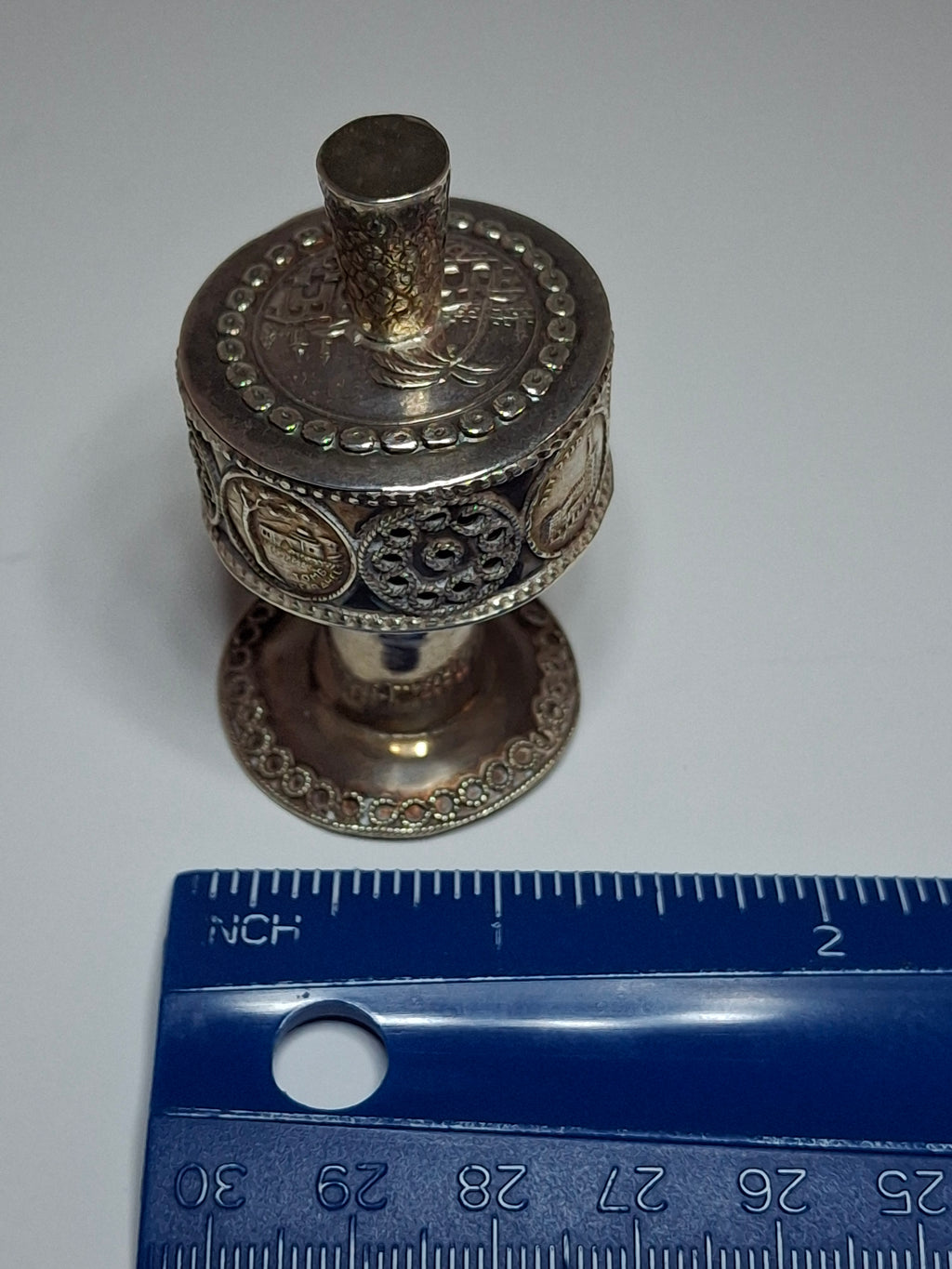 Vintage Israeli Judaica Silver Besamim Spice Tower Havdalah Box - Holy Sites Engravings Filigree 20g Unmarked
