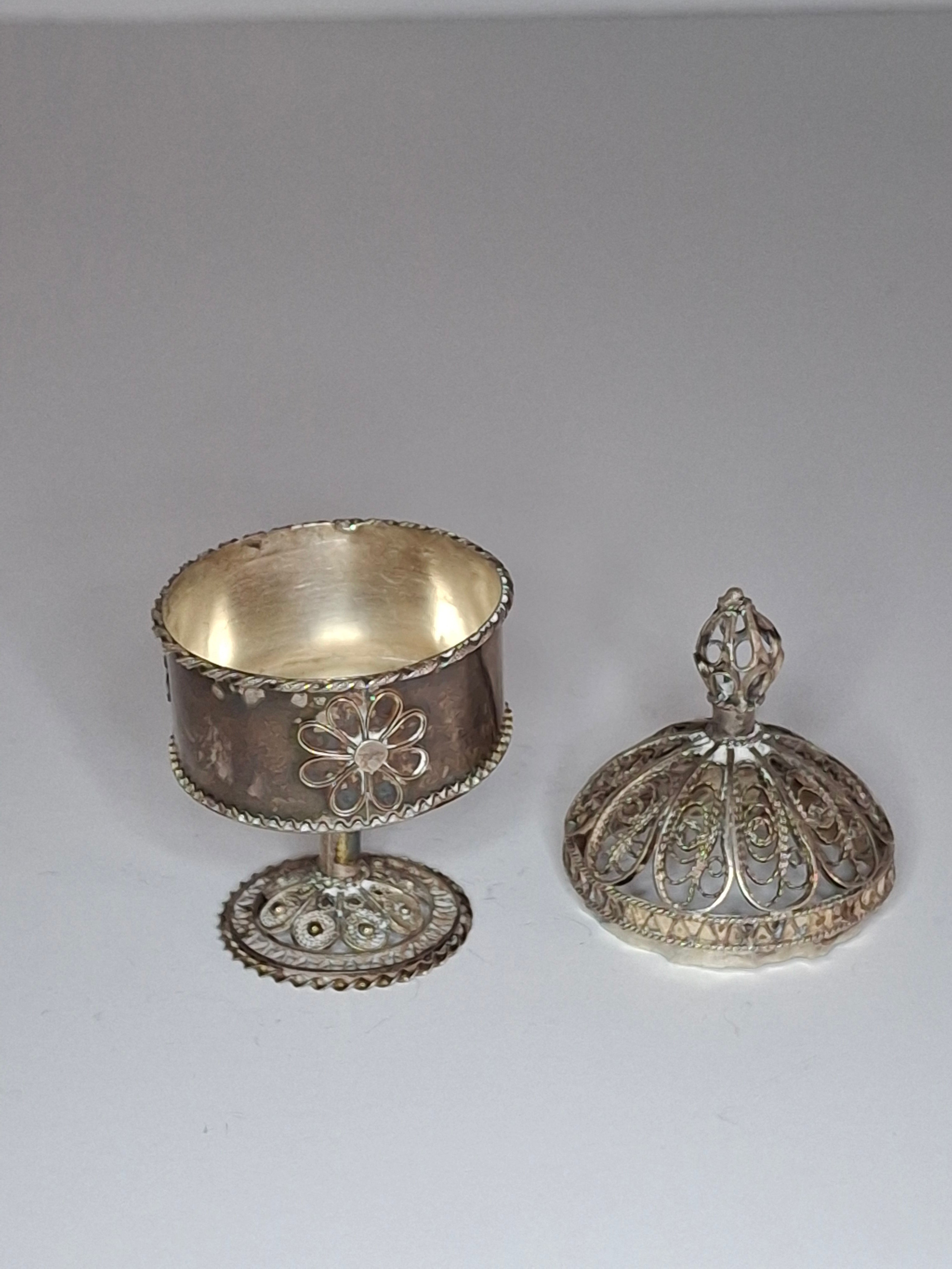 Antique Bezalel Jerusalem .935 Silver Filigree Besamim Spice Box Judaica c.1920s Israel