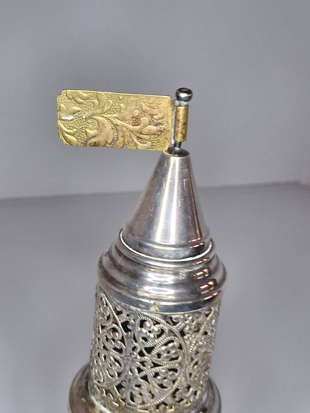 Vintage Judaica Havdalah Besamim Spice Tower - Silver Plated, Filigree, Hebrew Collectible