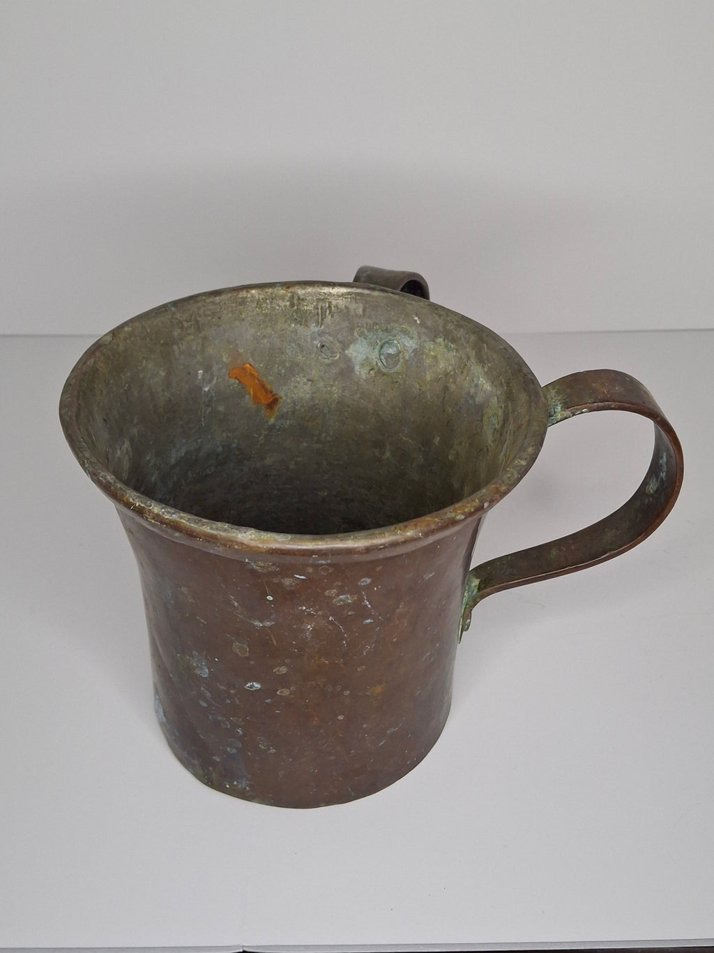 Antique 19th Century Eastern European Copper Netilat Yadayim Cup – Large Ritual Hand Washing Vessel w/ Original Patina