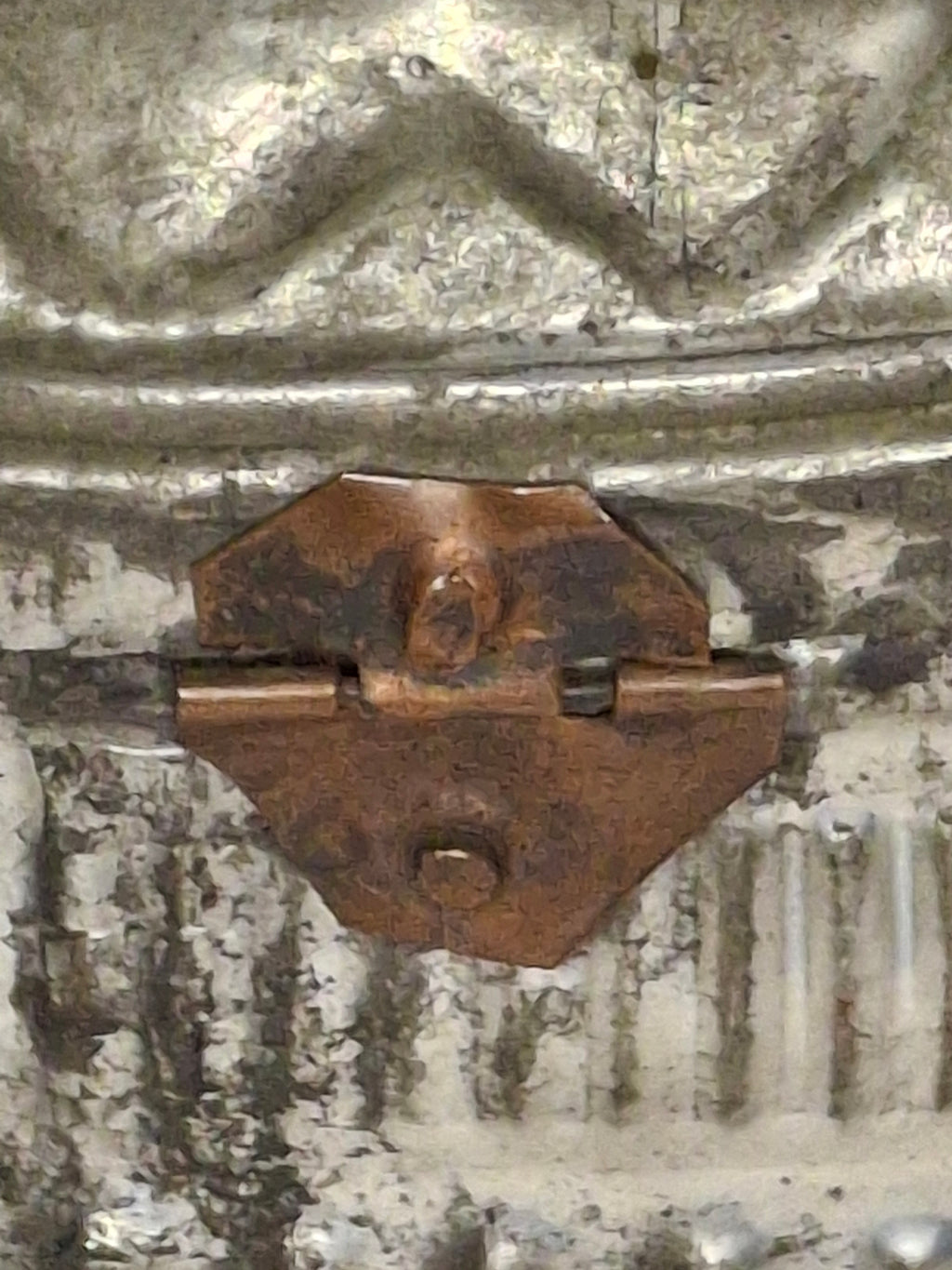 Vintage Early 20th Century Tin Etrog Box Embossed Judaica Sukkot w/ Brass Handle & Hinge – Bezalel Style