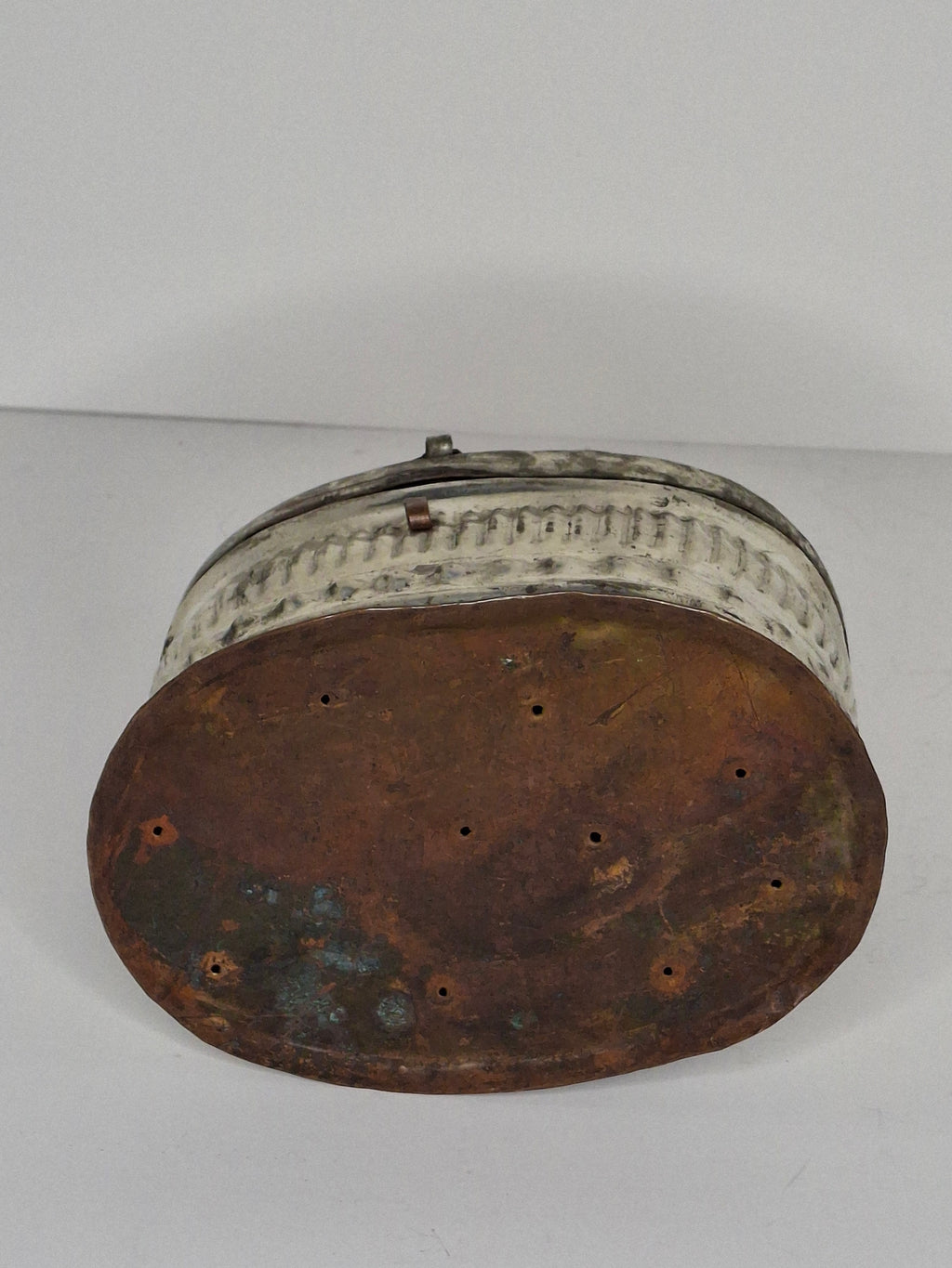 Vintage Early 20th Century Tin Etrog Box Embossed Judaica Sukkot w/ Brass Handle & Hinge – Bezalel Style