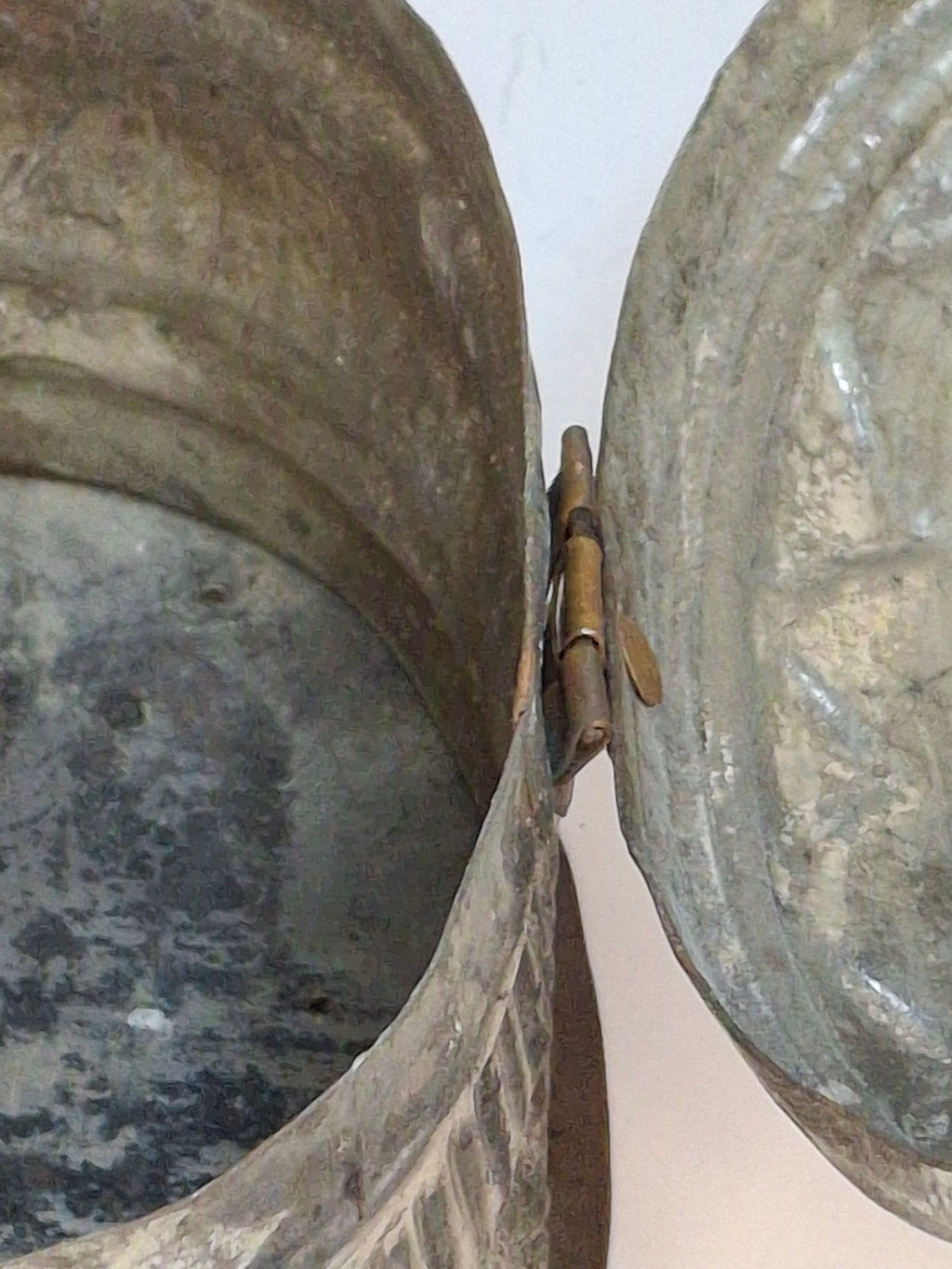 Vintage Early 20th Century Tin Etrog Box Embossed Judaica Sukkot w/ Brass Handle & Hinge – Bezalel Style