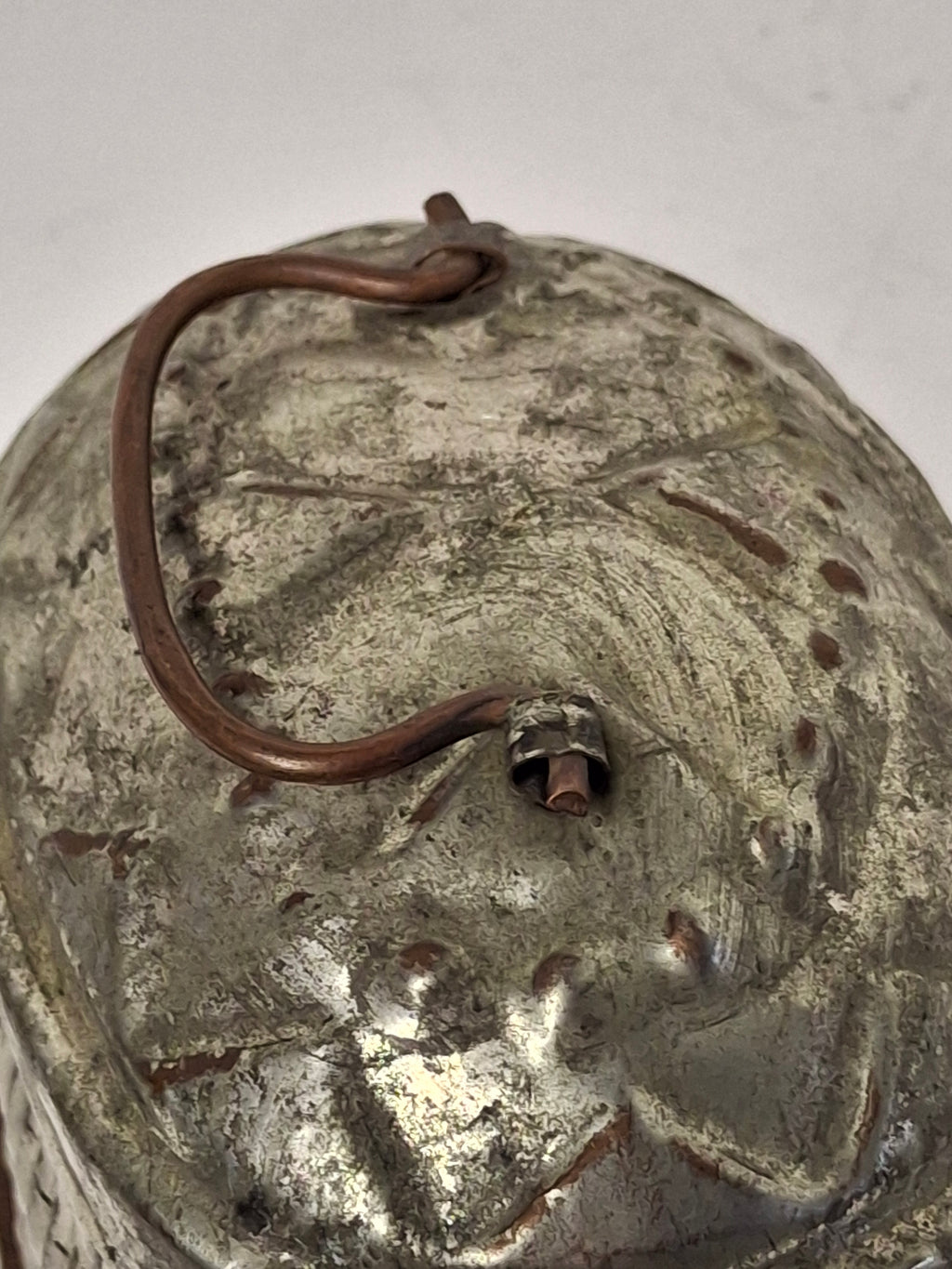 Vintage Early 20th Century Tin Etrog Box Embossed Judaica Sukkot w/ Brass Handle & Hinge – Bezalel Style