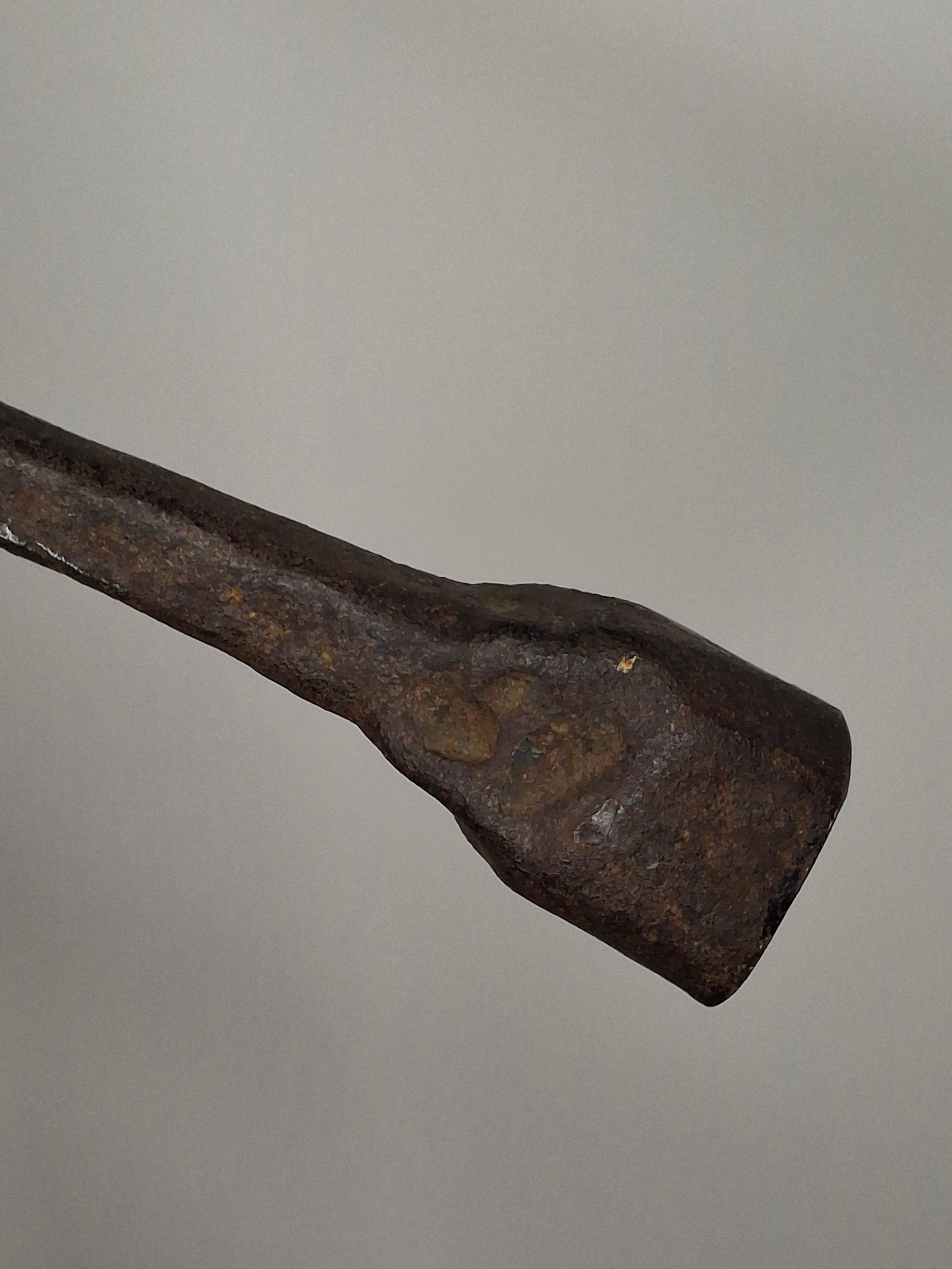 Exceptional and Rare Early American Wrought Iron Standing Rushlight / Splint Holder on Original Turned Wood Base – c.1780-1820 New England