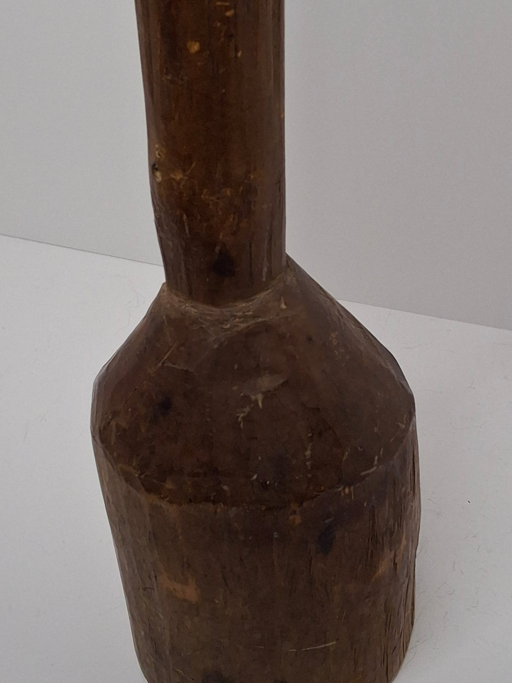 Exceptional and Rare Early American Wrought Iron Standing Rushlight / Splint Holder on Original Turned Wood Base – c.1780-1820 New England