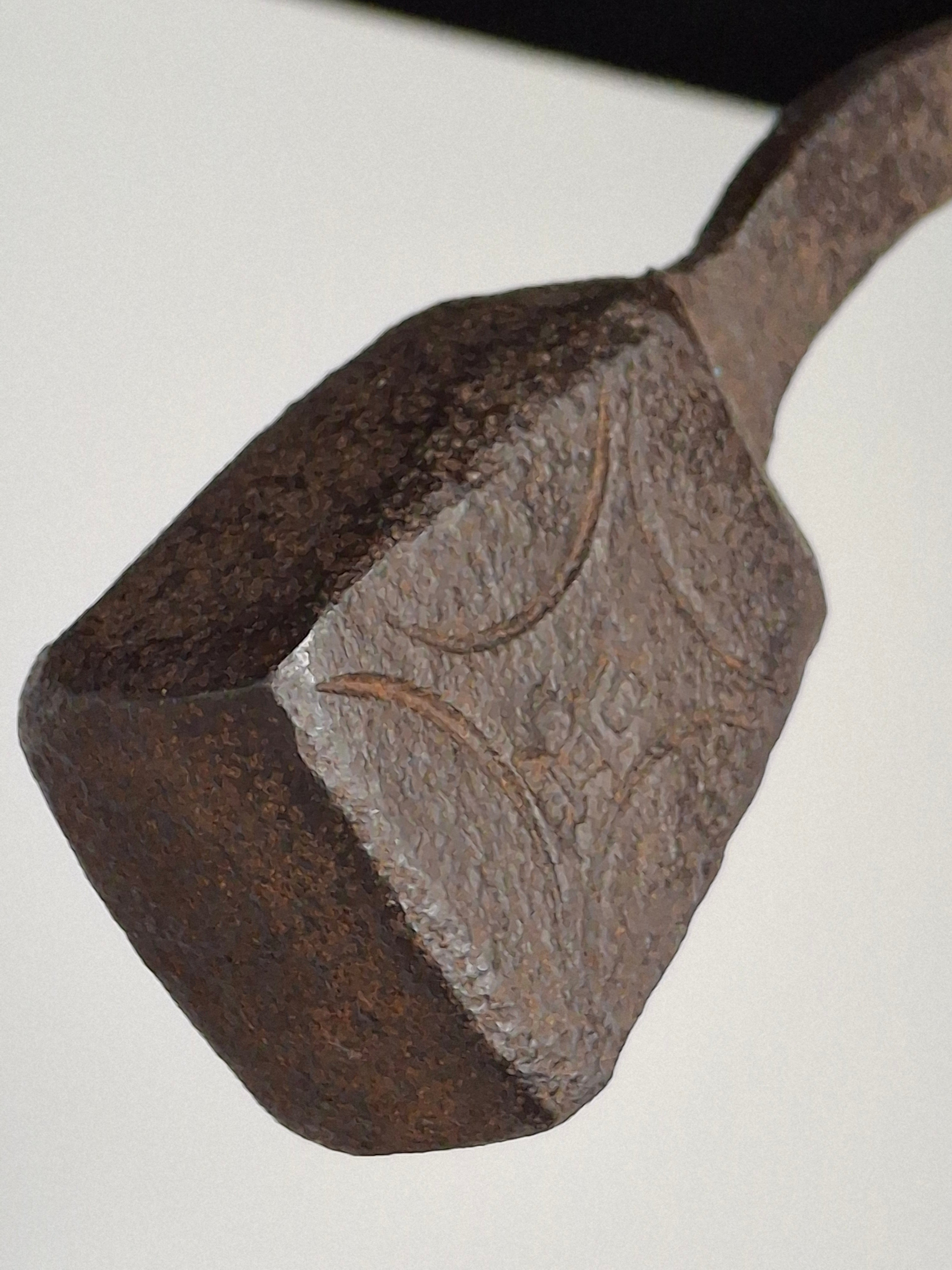 Exceptional 18th Century British Wrought Iron Rushlight Splint Holder w/Stylized Lozenge Registry Hallmark & Original Wooden Stump Base – Tall Primitive Lighting