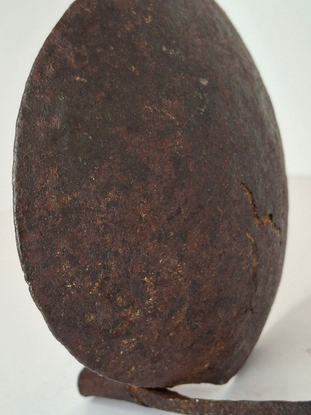 Authentic 9th–12th Century Viking Iron Spiked Fat Lamp – Hand-Forged One-Piece Construction, European, Provenance