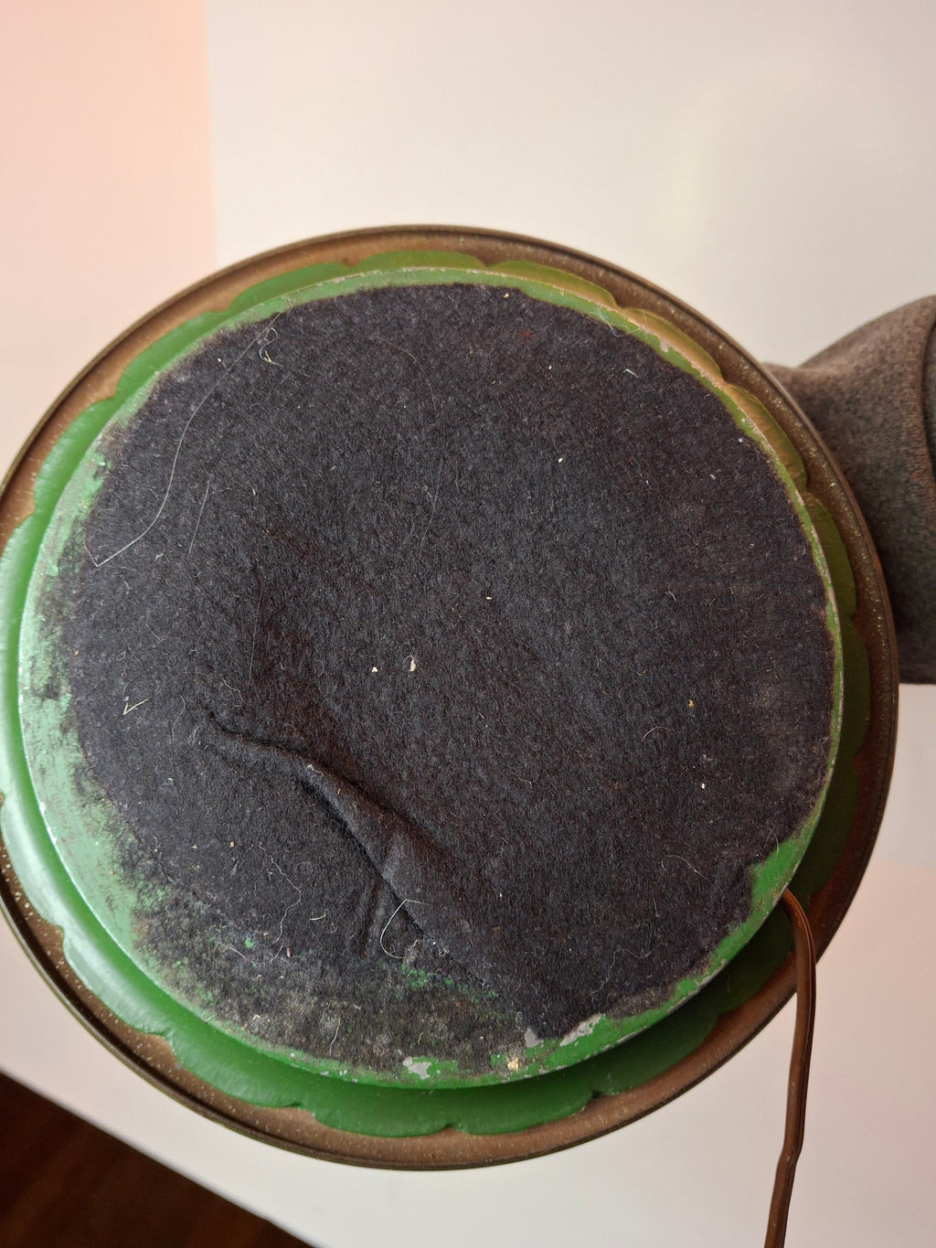 c. 1915 French Painted Tole Student Lamp Original Green & Gold, Fully Adjustable