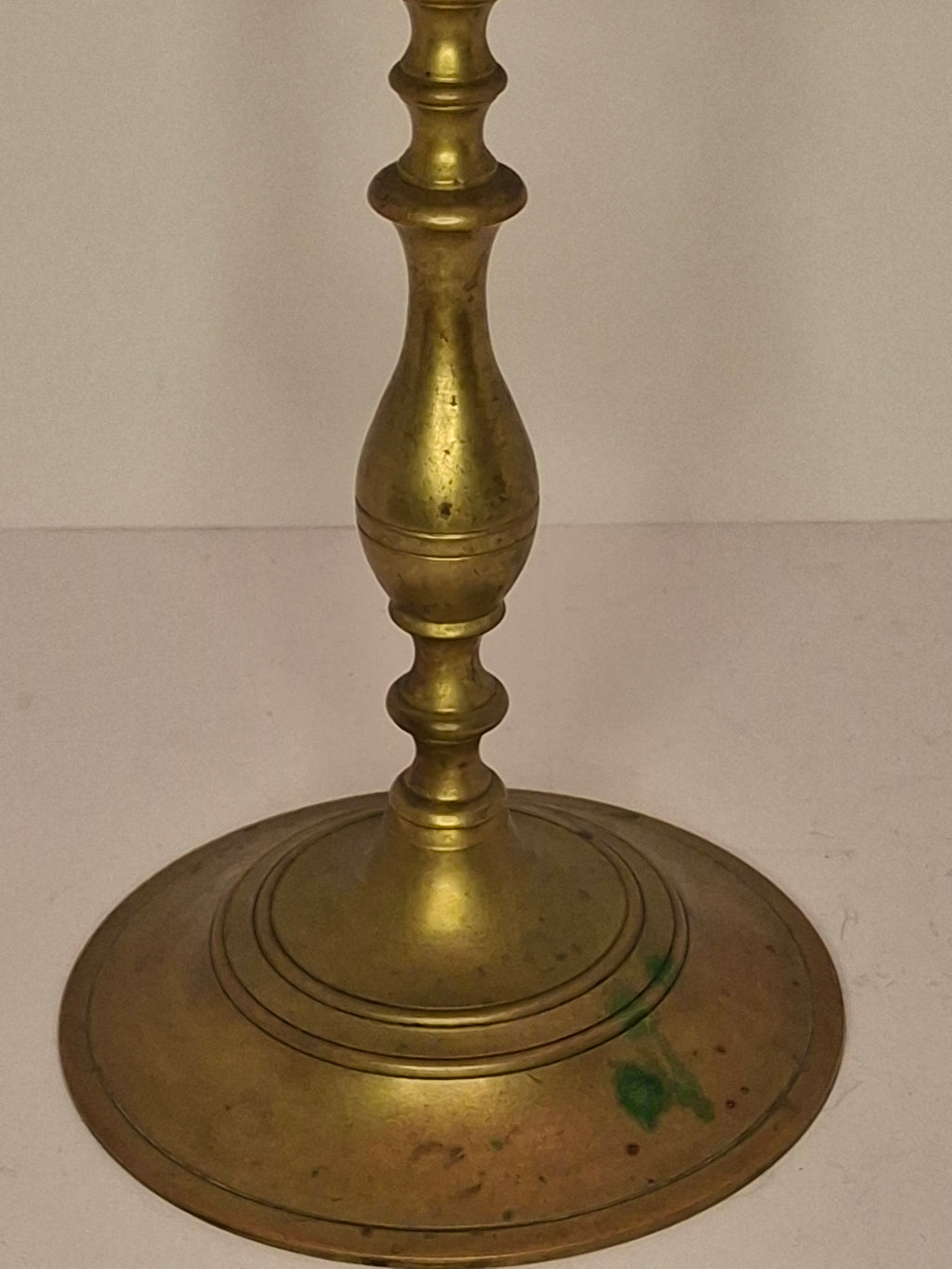 Antique 19th Century Eastern European Jewish Brass 5-Arm Sabbath Candelabrum with Mythical Bird Motifs & Original Dark Patina - Judaica