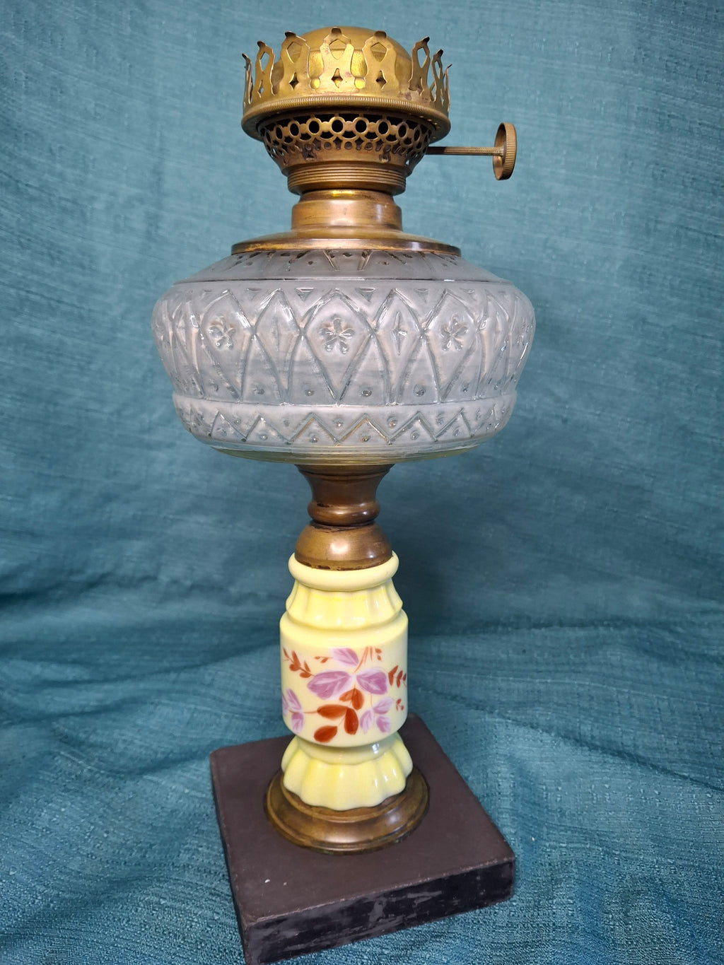 19th C. Edward Miller & Co. 'Solar' Central-Draft Kerosene Lamp Painted Floral