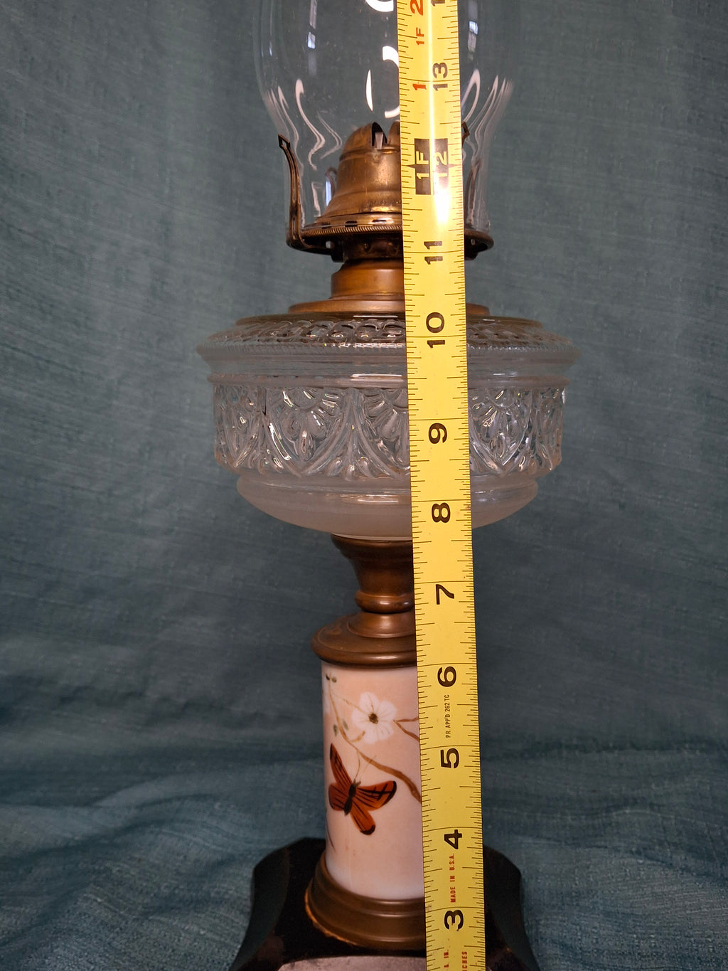 Vintage Scovill Queen Anne #2 Oil Lamp with Etched Glass Font & Painted Base