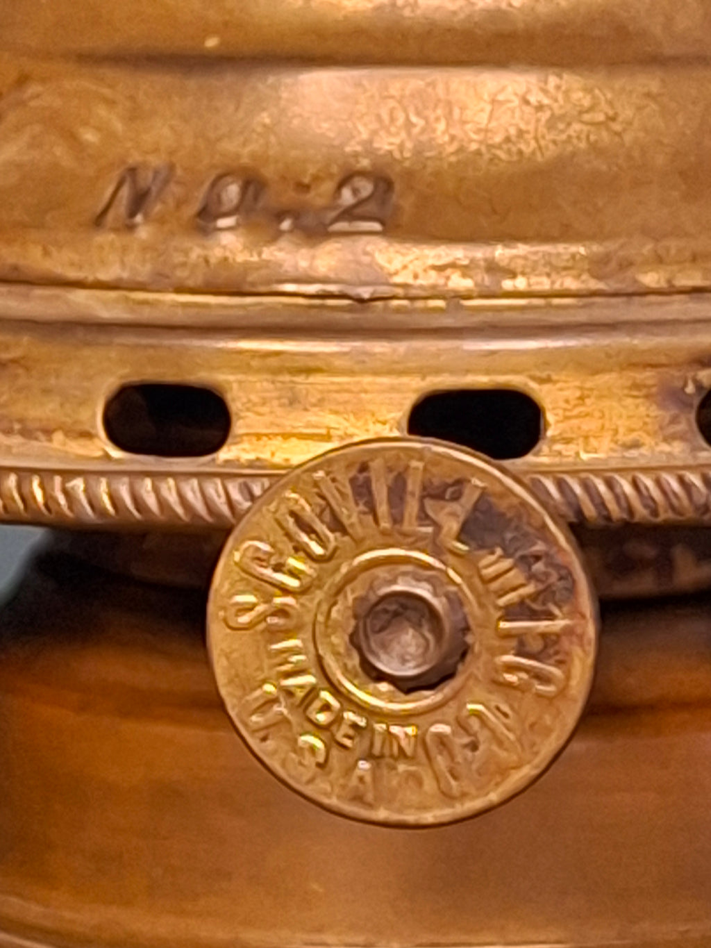 Vintage Scovill Queen Anne #2 Oil Lamp with Etched Glass Font & Painted Base