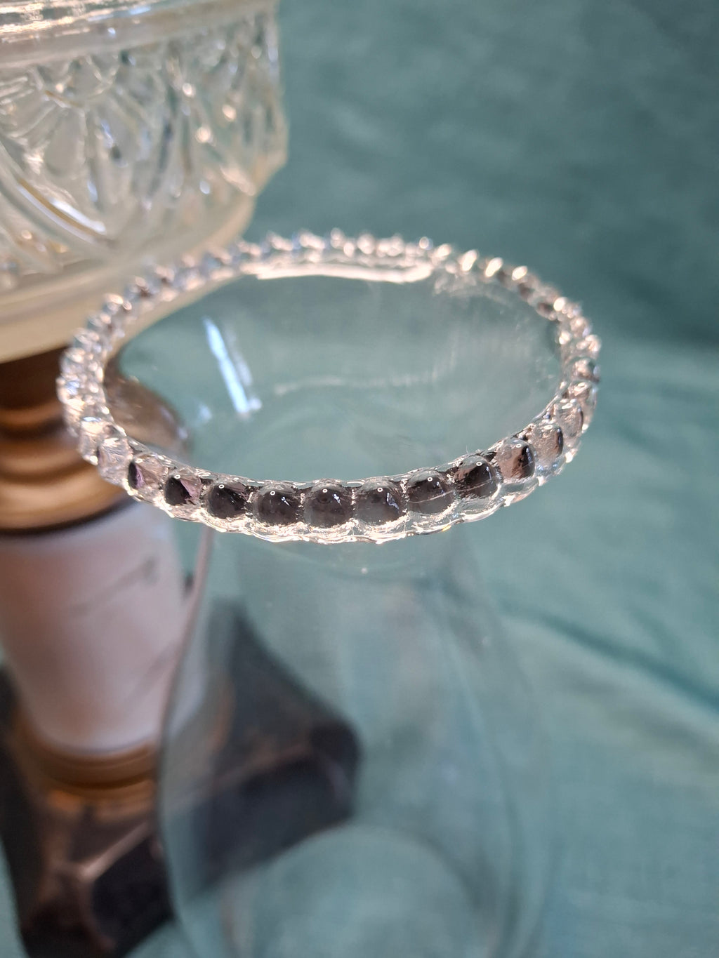 Vintage Scovill Queen Anne #2 Oil Lamp with Etched Glass Font & Painted Base