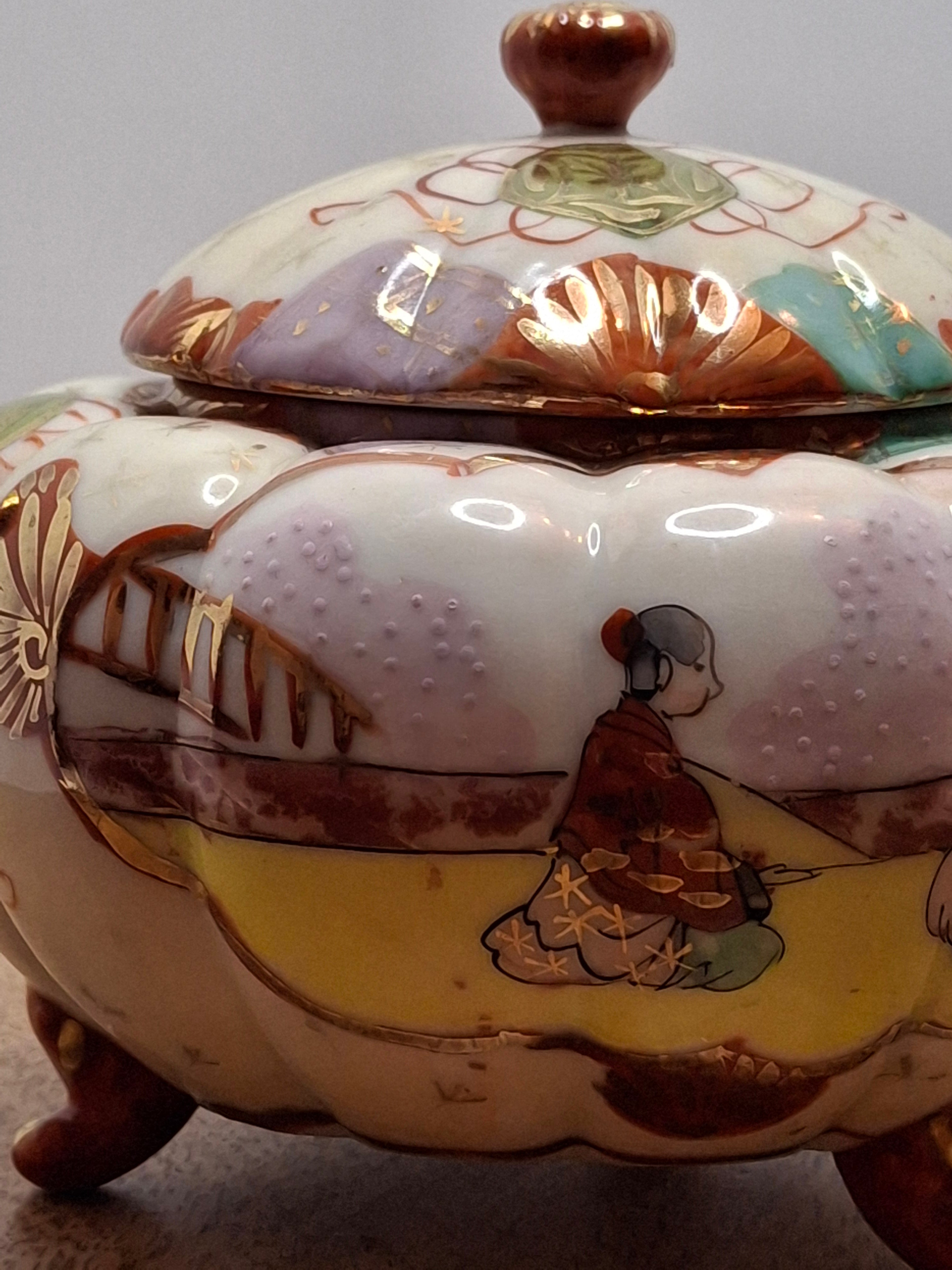 Vintage Japanese Satsuma Hododa Porcelain Teapot w/ Lid - Meiji - Hand-Painted