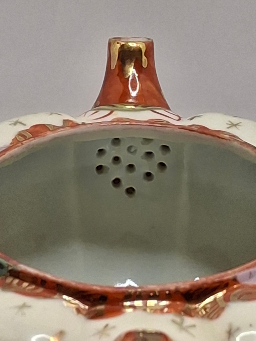Vintage Japanese Satsuma Hododa Porcelain Teapot w/ Lid - Meiji - Hand-Painted