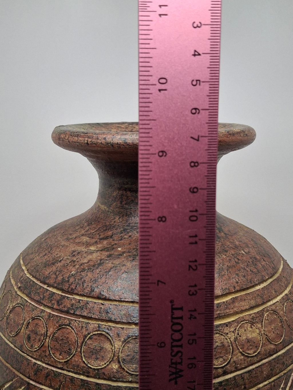 Vintage Kenyan Kisii Soapstone Vase with Incised Fish and Geometric Motifs - Hand-Carved African Gusii Art, 9.5" Tall