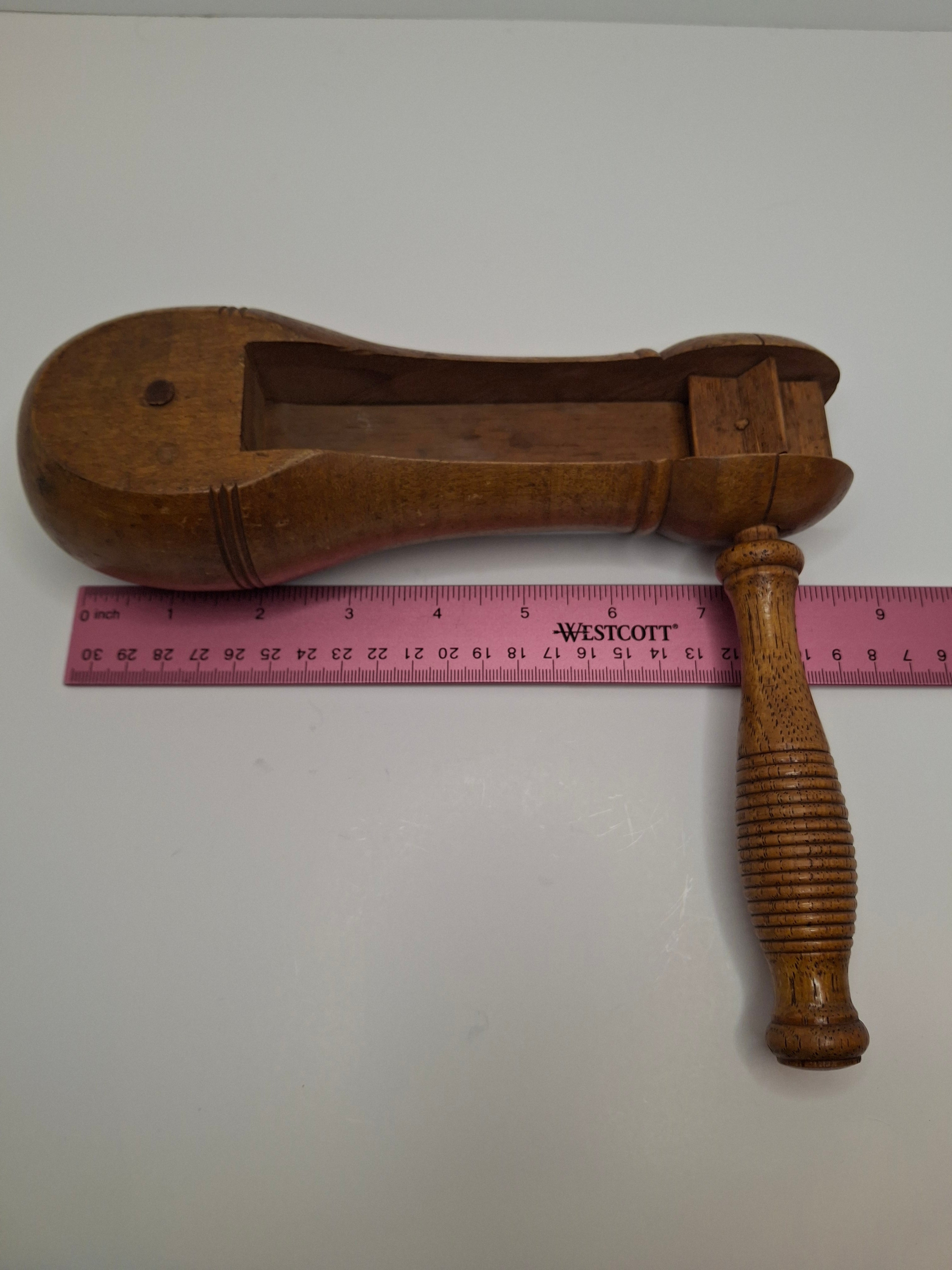 Antique Wooden Purim Grogger, Circa 1914, Also WWI Gas Alarm Ratchet Rattle Noisemaker