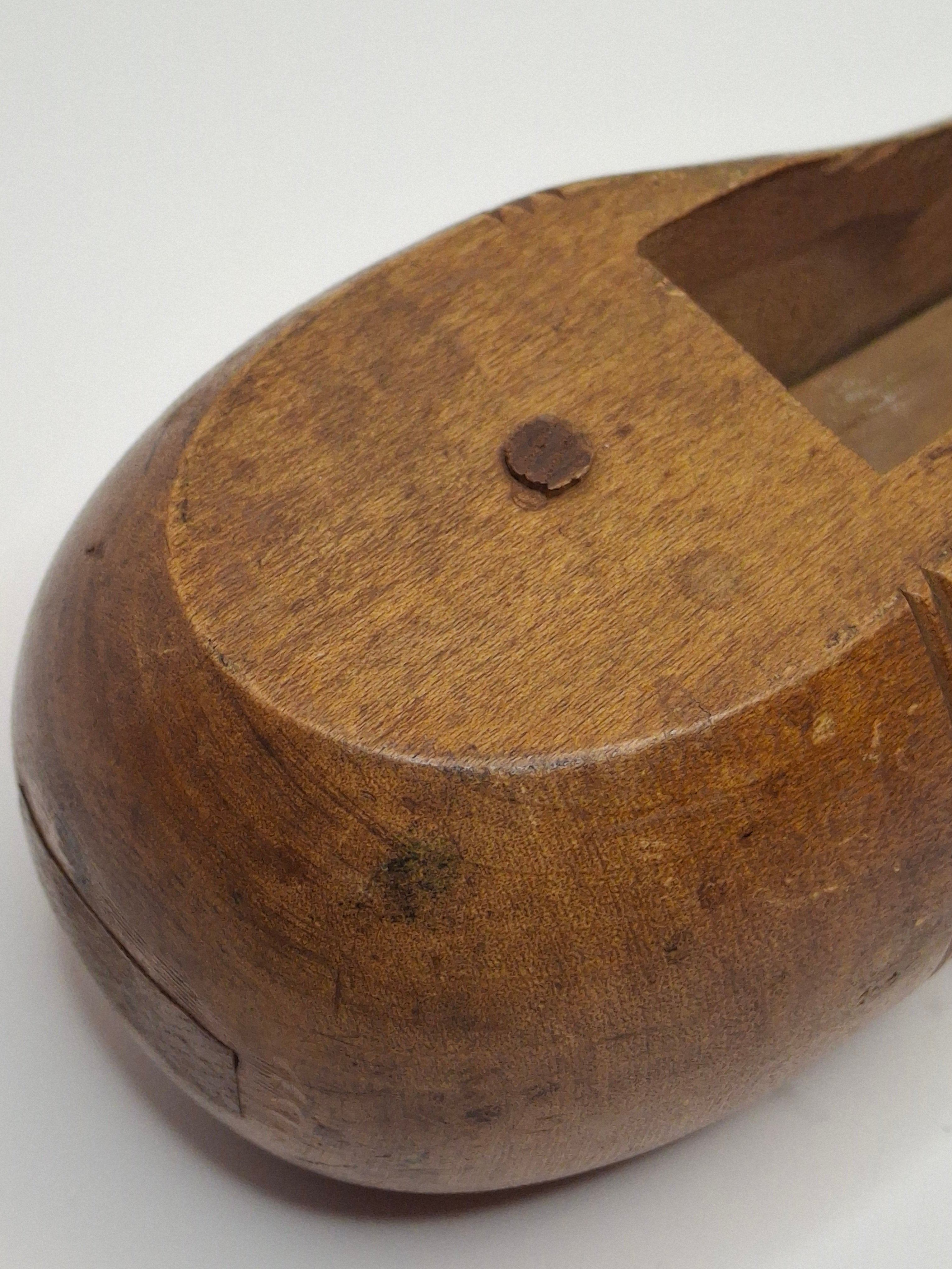 Antique Wooden Purim Grogger, Circa 1914, Also WWI Gas Alarm Ratchet Rattle Noisemaker