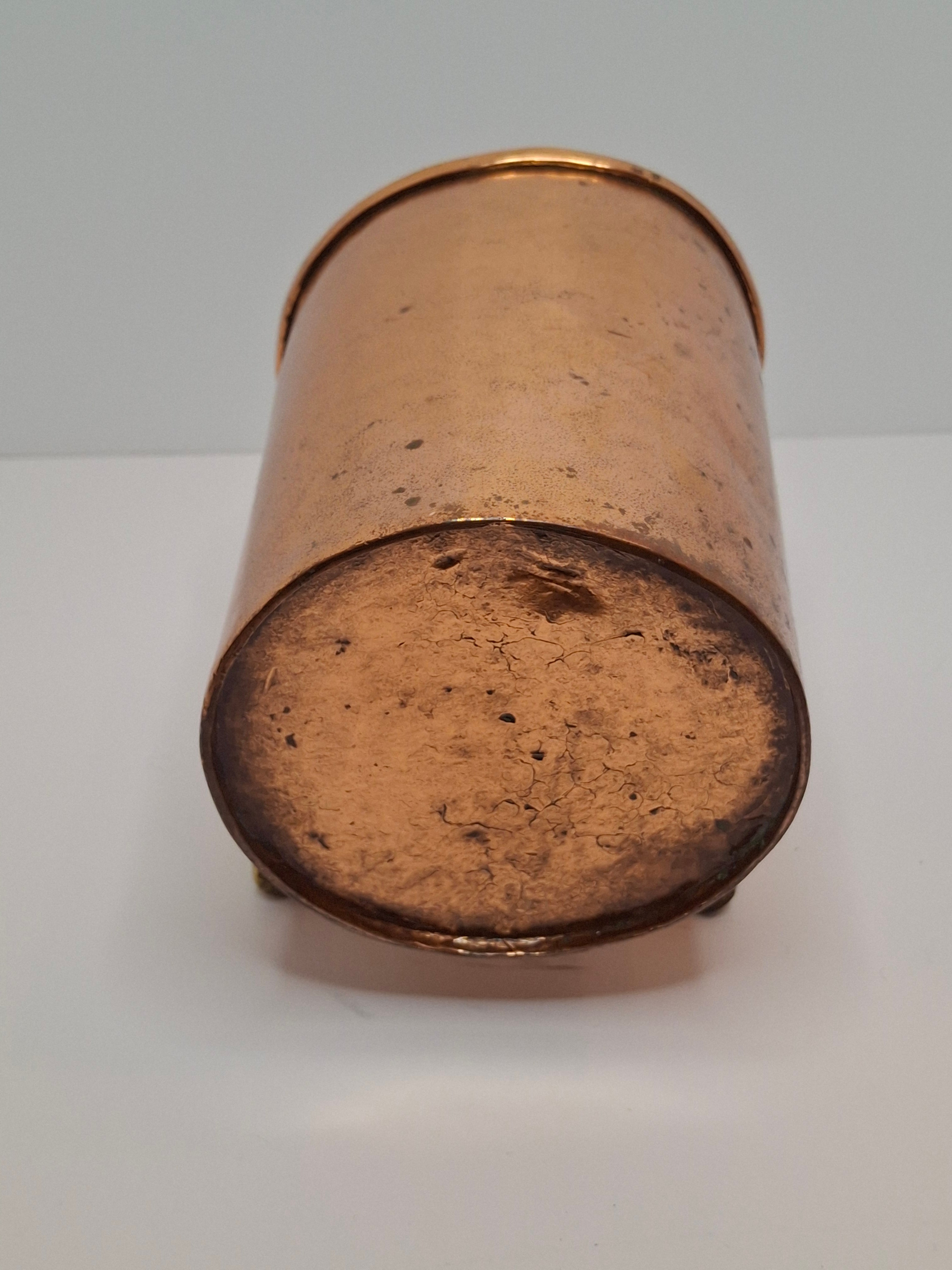 Antique 19th Century Eastern European Judaica Copper Netilat Yadayim Washing Cup with Rare Handle Style