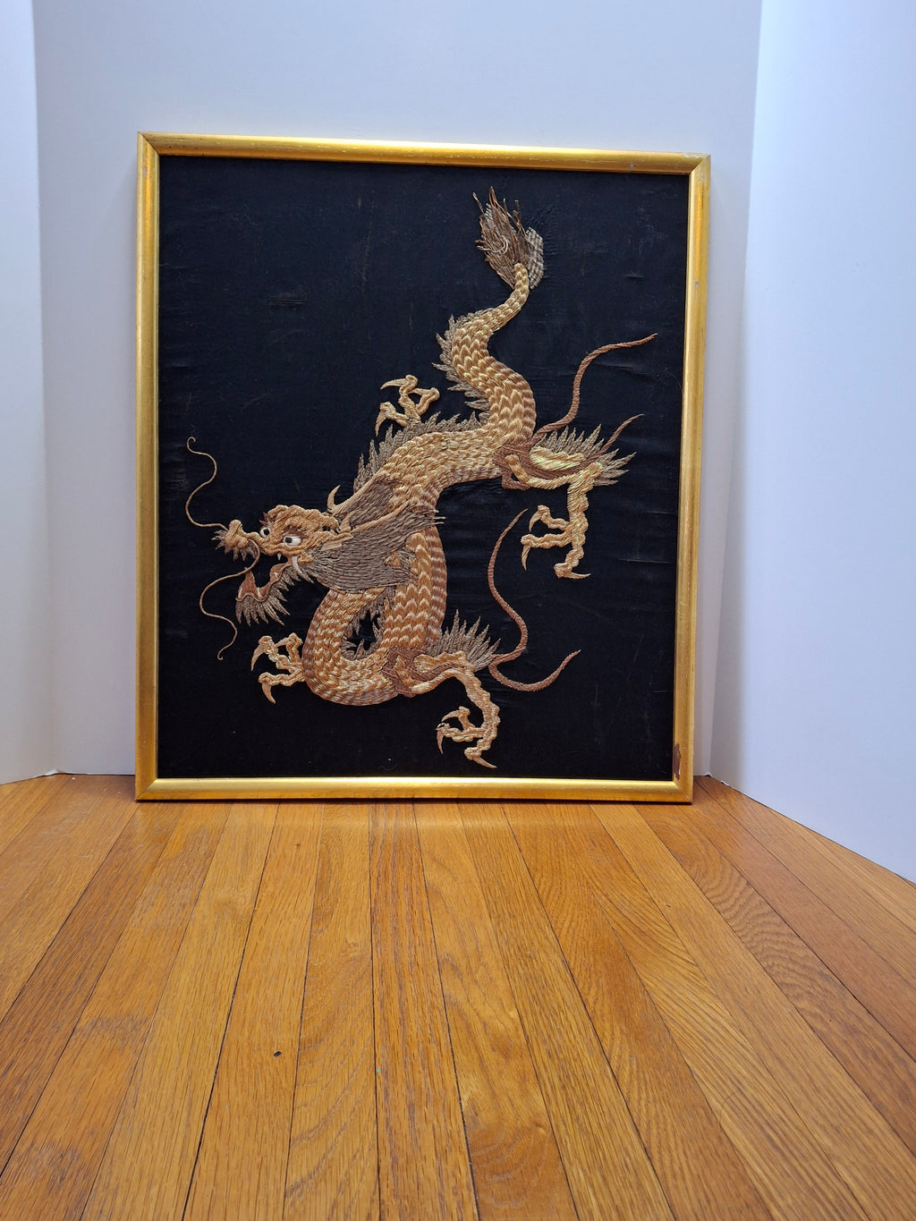 Qing Dynasty Chinese Imperial Five-Clawed Dragon Gold Thread Silk Embroidery