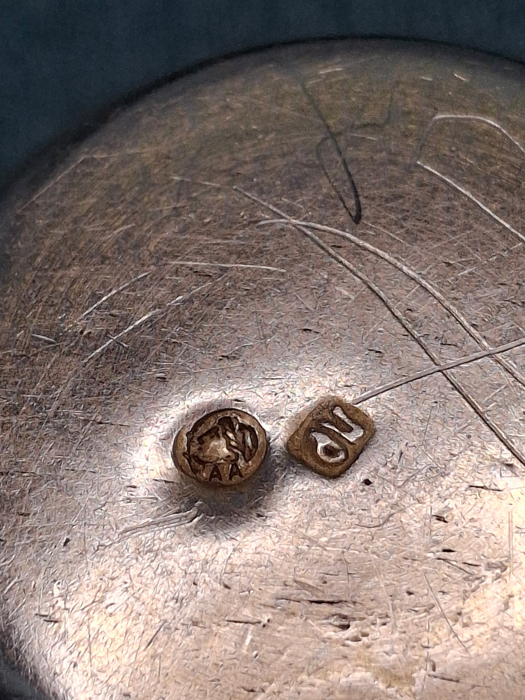 Antique Imperial Russian 84 Zolotnik Silver Kiddush Cup, Rare Vilnius Hallmark by Assayer Artsybashev, Circa 1898-1899, Engraved Architectural and Floral Motifs