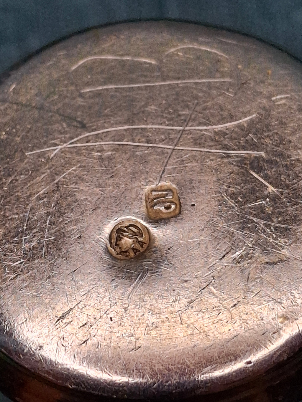 Antique Imperial Russian 84 Zolotnik Silver Kiddush Cup, Rare Vilnius Hallmark by Assayer Artsybashev, Circa 1898-1899, Engraved Architectural and Floral Motifs