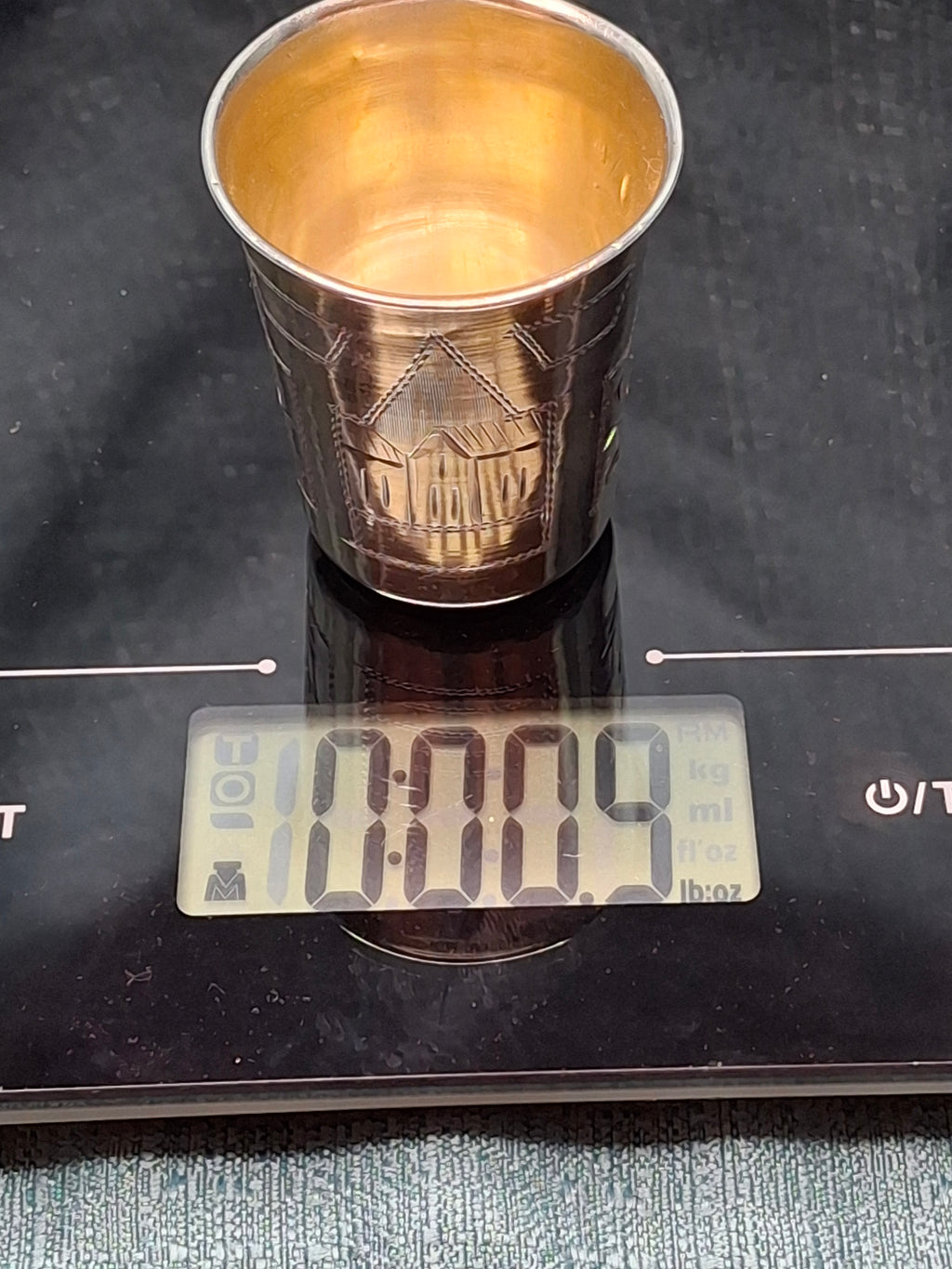 Antique Imperial Russian 84 Zolotnik Silver Kiddush Cup, Rare Vilnius Hallmark by Assayer Artsybashev, Circa 1898-1899, Engraved Architectural and Floral Motifs