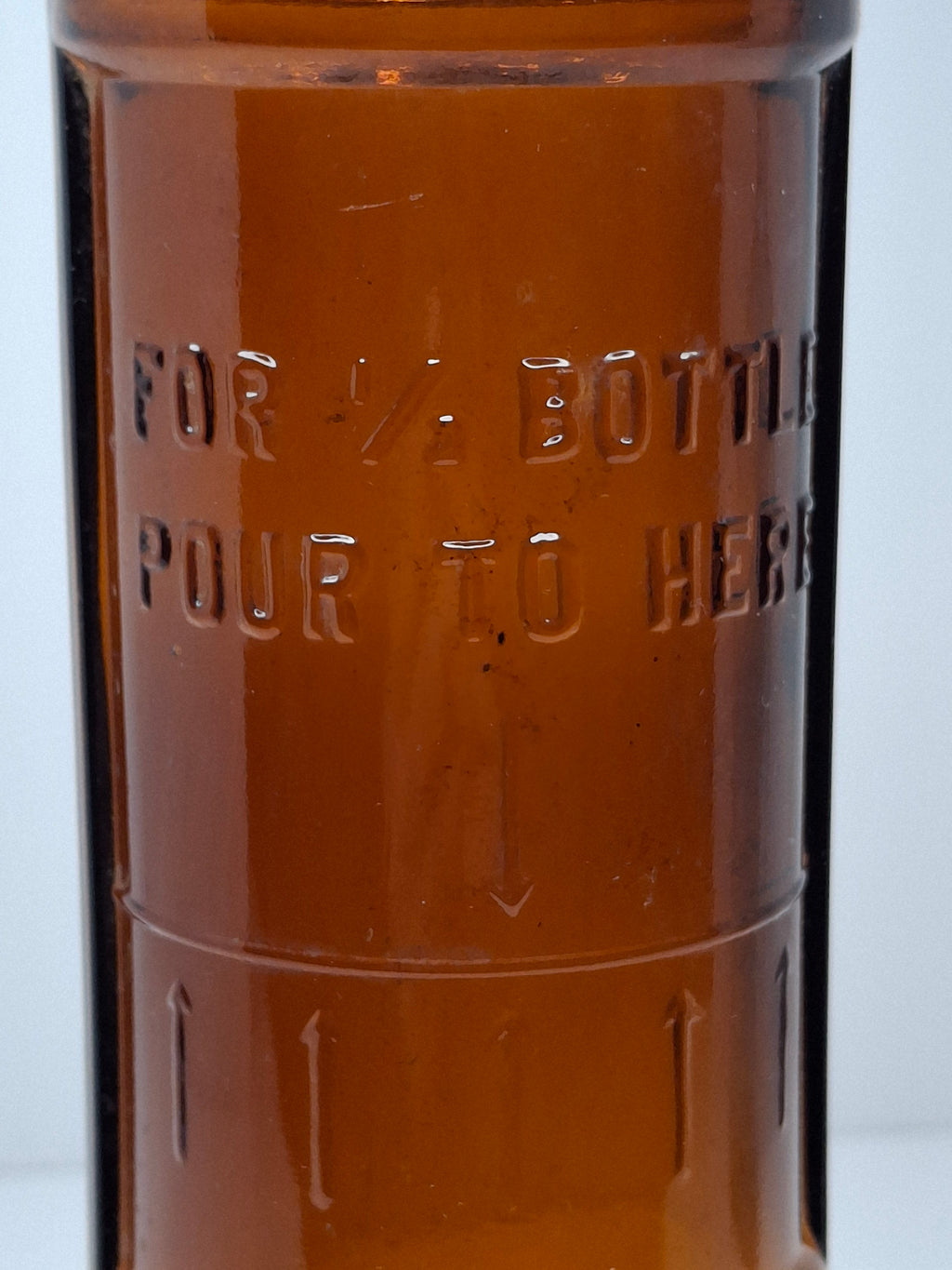 1944 Certo Fruit Pectin Amber Glass Measuring Bottle - Reg. U.S. Pat. Office