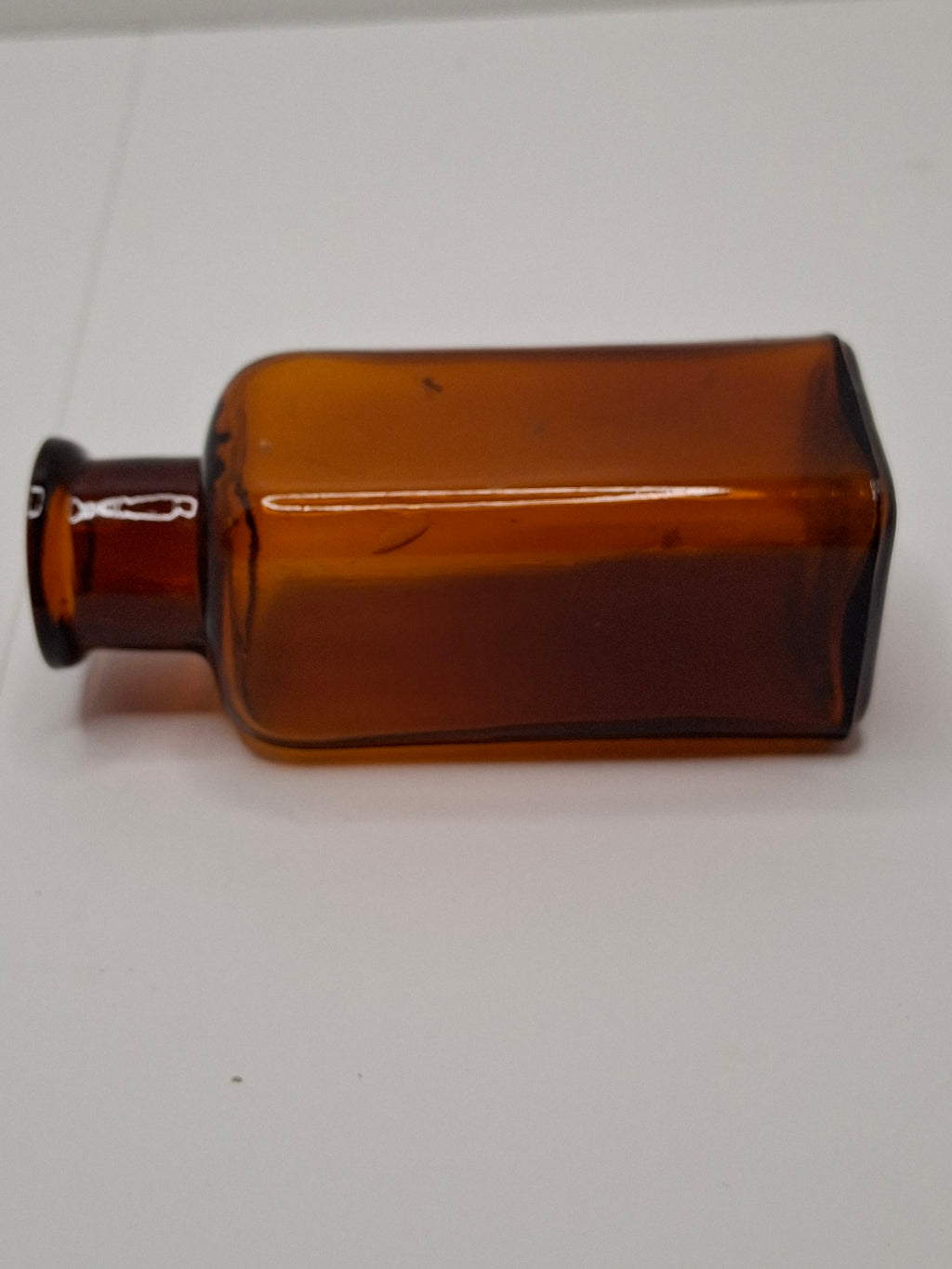 Antique Amber Glass Apothecary Medicine Bottle - John Wyeth & Brother Philadelphia - Embossed WYETH 16 on Base - 4" Tall Vintage Collectible