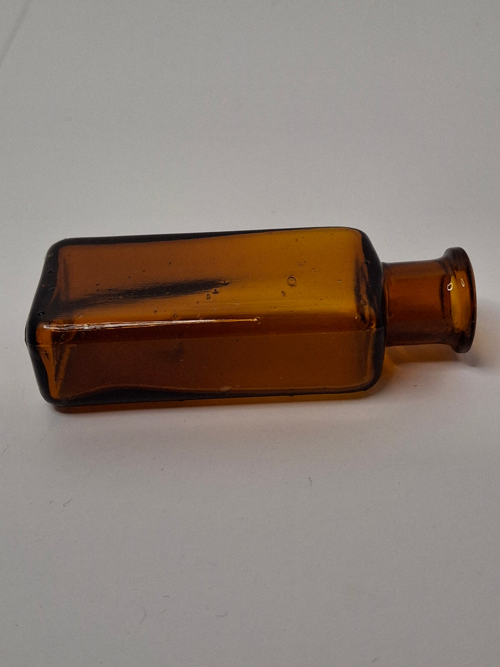 Antique Parke Davis & Co. Amber Glass Apothecary Medicine Bottle - Embossed P.D. & Co. 42, c. 1880-1920