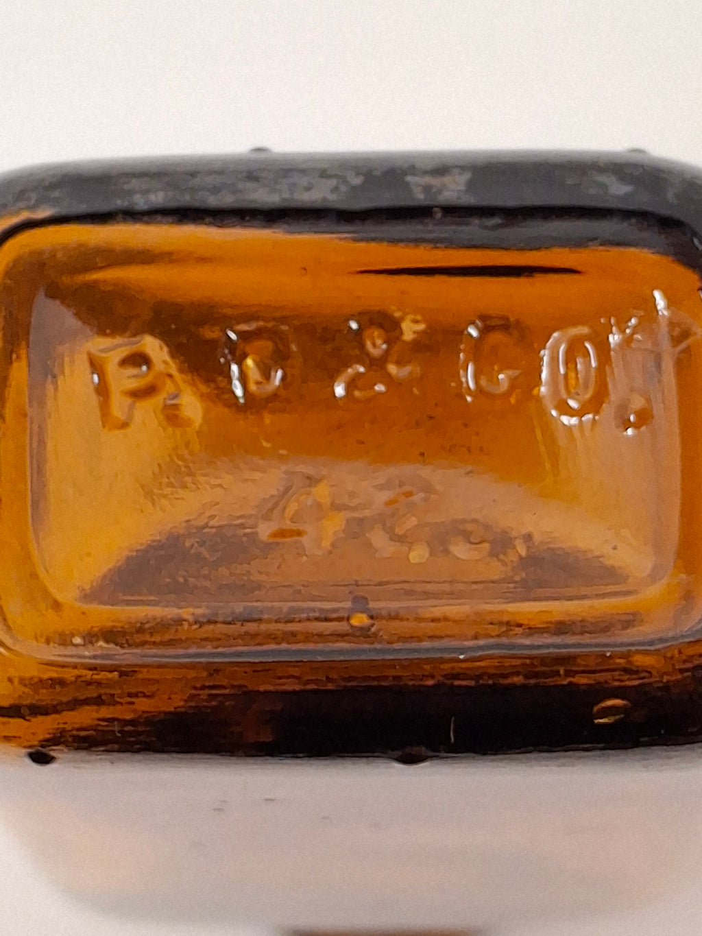 Antique Parke Davis & Co. Amber Glass Apothecary Medicine Bottle - Embossed P.D. & Co. 42, c. 1880-1920