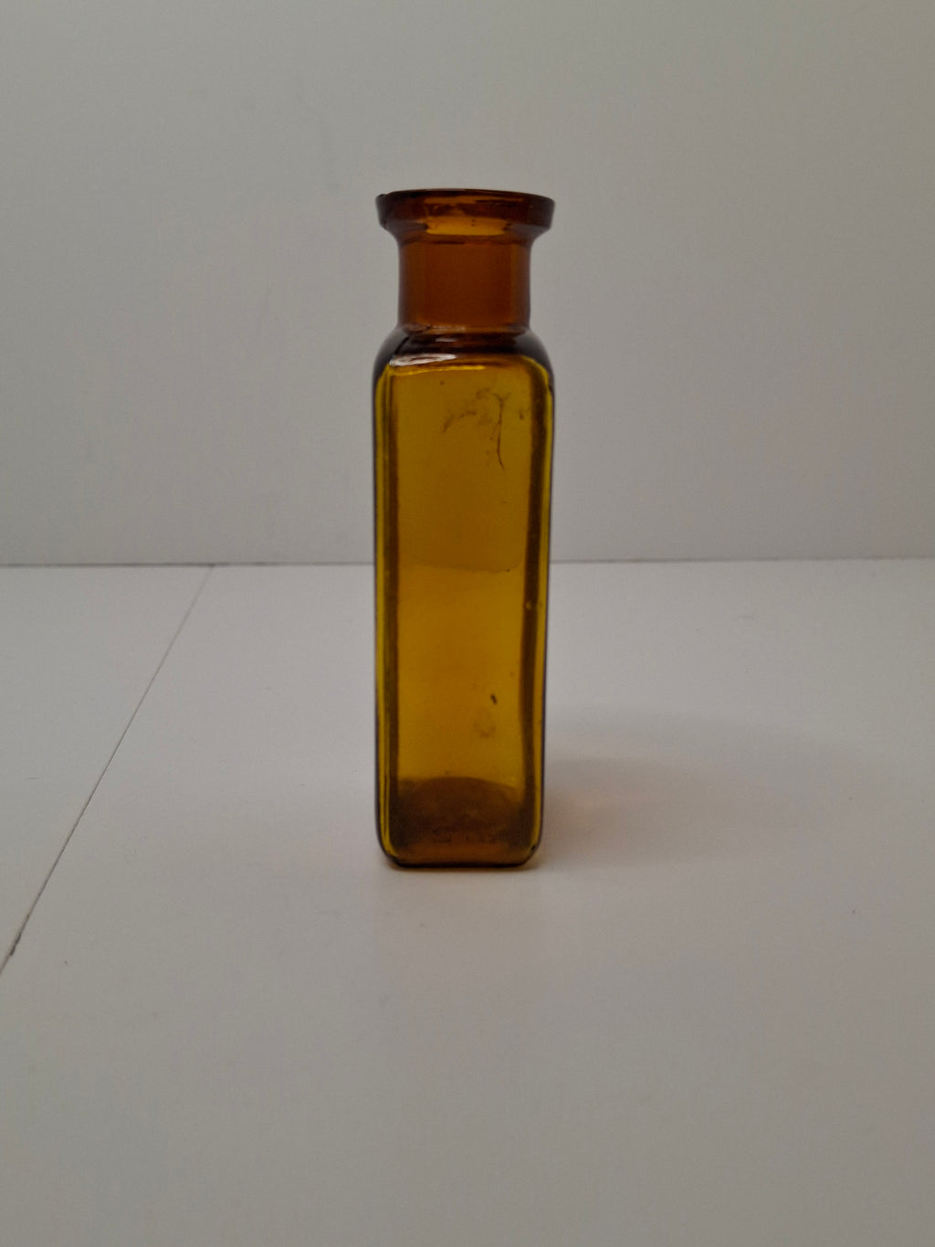 Antique Amber Glass Apothecary Medicine Bottle - John Wyeth & Brother Philadelphia - Embossed WYETH 16 on Base - 4" Tall Vintage Collectible