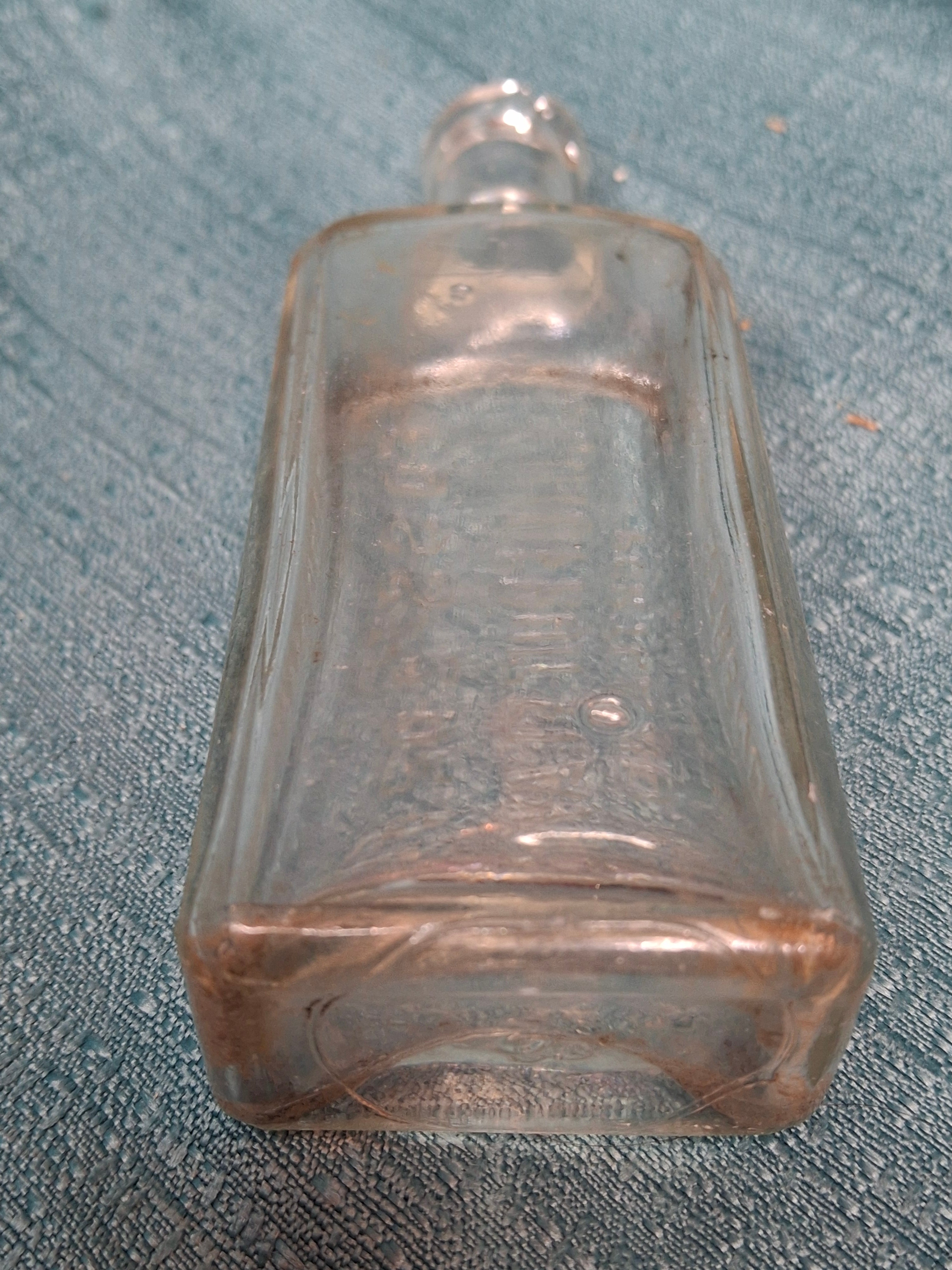 Antique Foss' Liquid Fruit Flavors Extract Bottle 2 oz Clear Glass, Portland ME