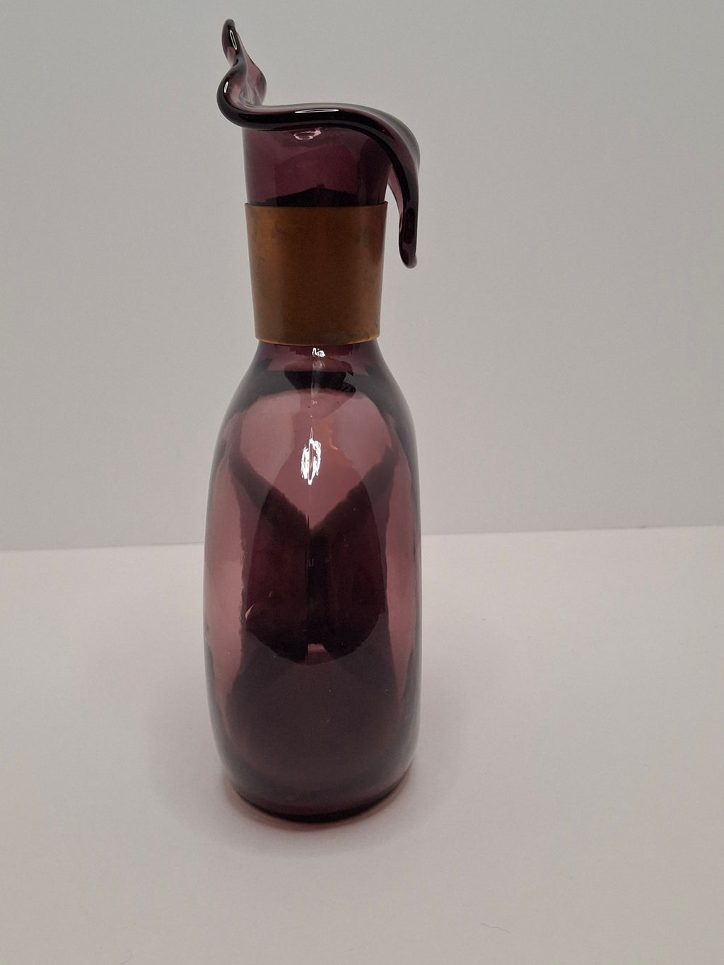 Mid-Century Italian Empoli Hand-Blown Amethyst Glass Decanter w/ Thumb Dimple Brass Collar