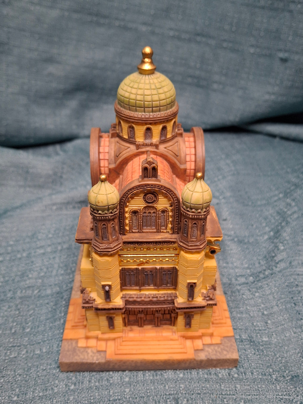Vintage Hand-Painted Ceramic Trinket/Jewelry Box - Replica of the Great Synagogue of Florence, Italy (Tempio Israelitico) - Majestic Giftware Style