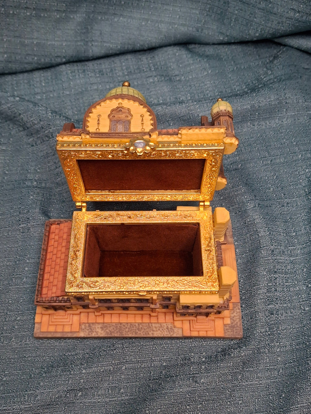 Vintage Hand-Painted Ceramic Trinket/Jewelry Box - Replica of the Great Synagogue of Florence, Italy (Tempio Israelitico) - Majestic Giftware Style