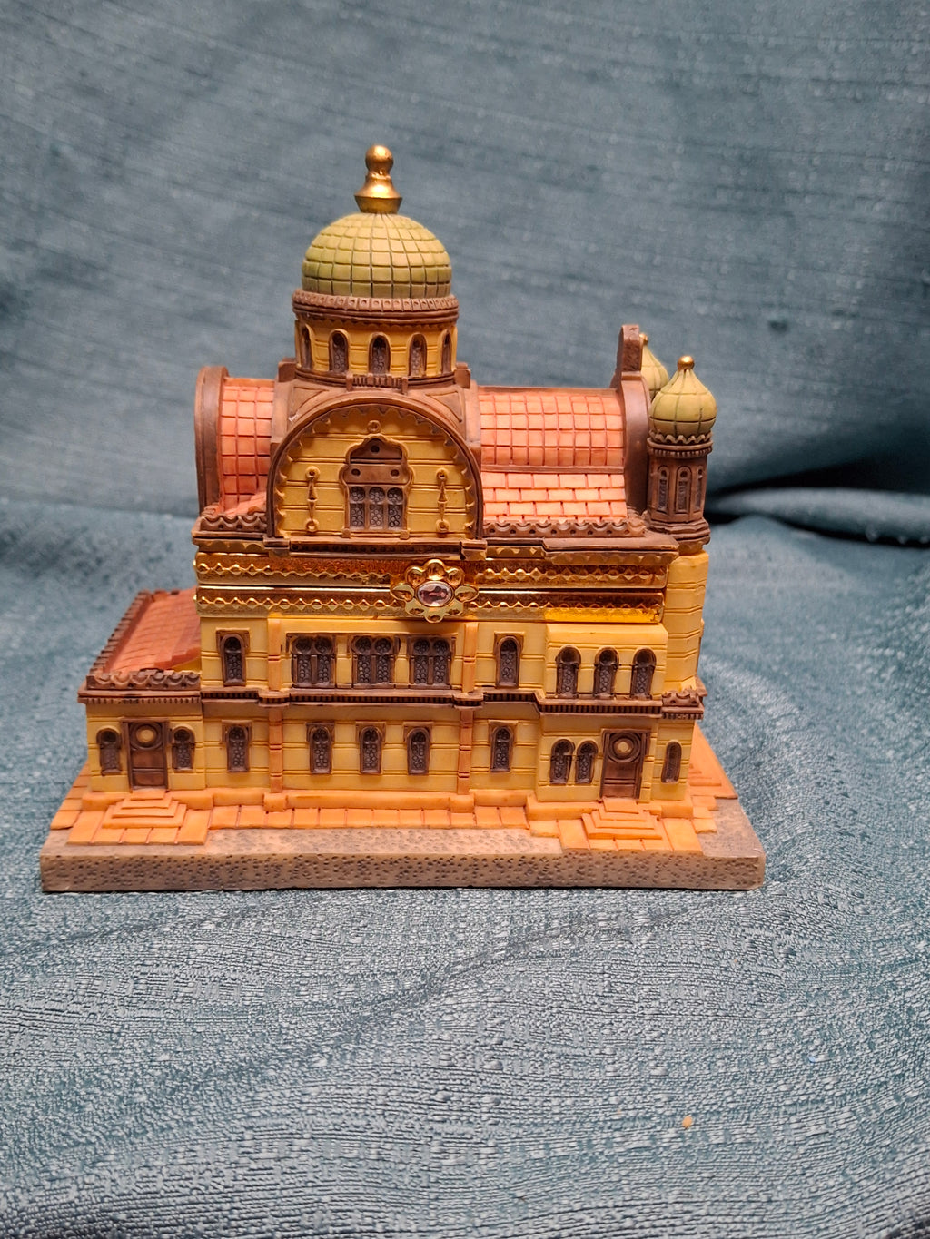 Vintage Hand-Painted Ceramic Trinket/Jewelry Box - Replica of the Great Synagogue of Florence, Italy (Tempio Israelitico) - Majestic Giftware Style