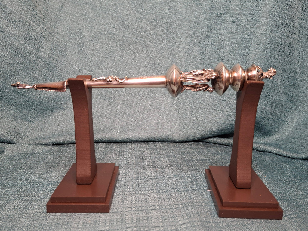 Antique Russian Silver Torah Pointer Yad with Lion Finial and Grapevine Motif, Moscow 1878