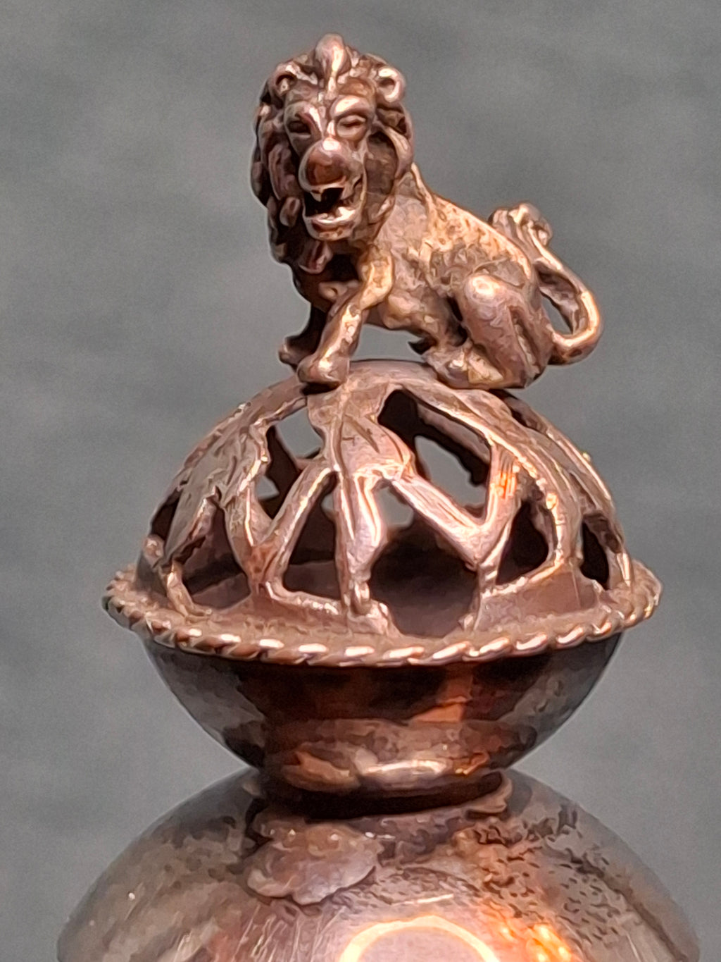 Antique Russian Silver Torah Pointer Yad with Lion Finial and Grapevine Motif, Moscow 1878