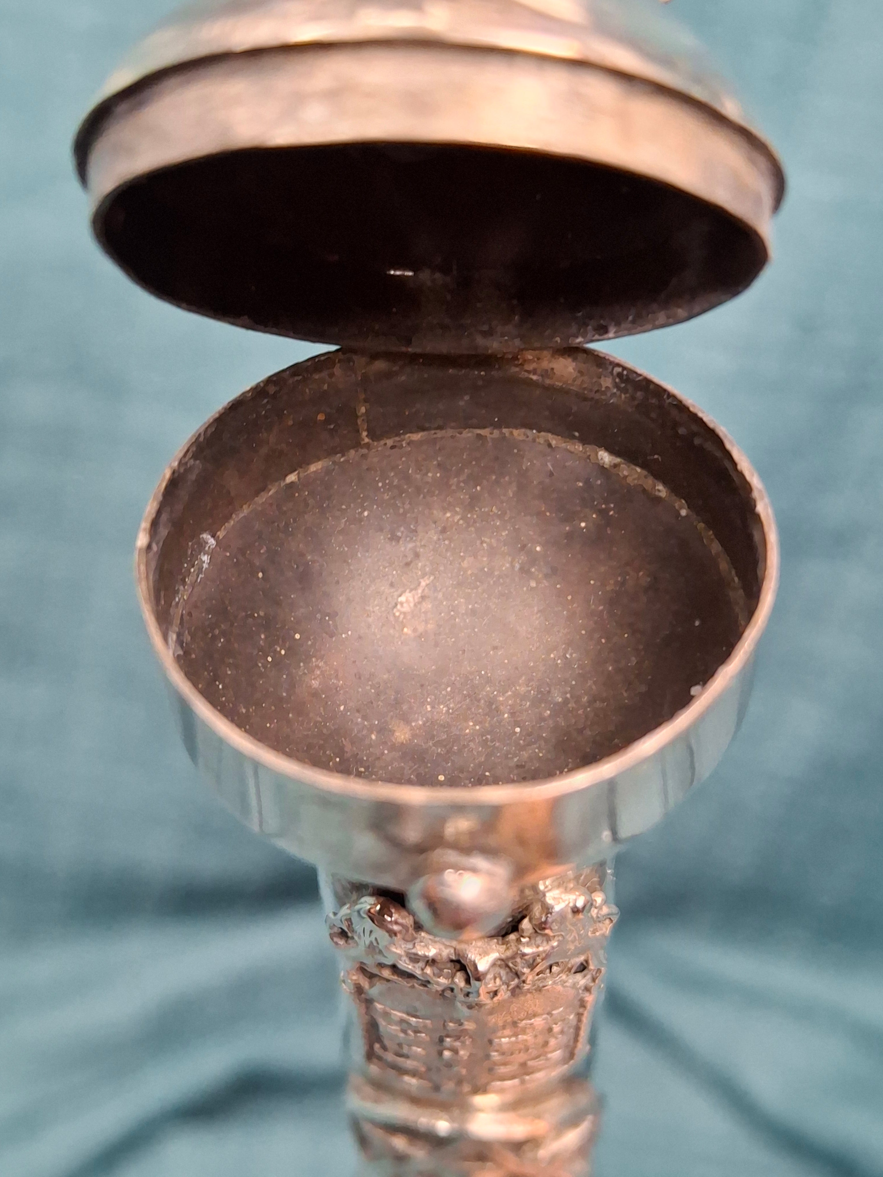 Museum Quality Antique Russian 84 Silver Judaica Torah Pointer Yad with Besamim Spice Holder, Lion Finial, Star of David, Ten Commandments, Red Stone, 1.9 oz, c. 1890