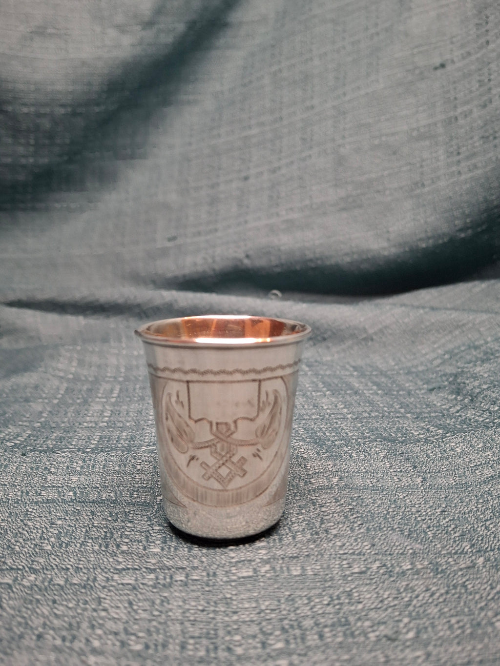 Antique Imperial Russian 84 Zolotnik Silver Kiddush Cup, Moscow 1880, Hand-Engraved Motifs