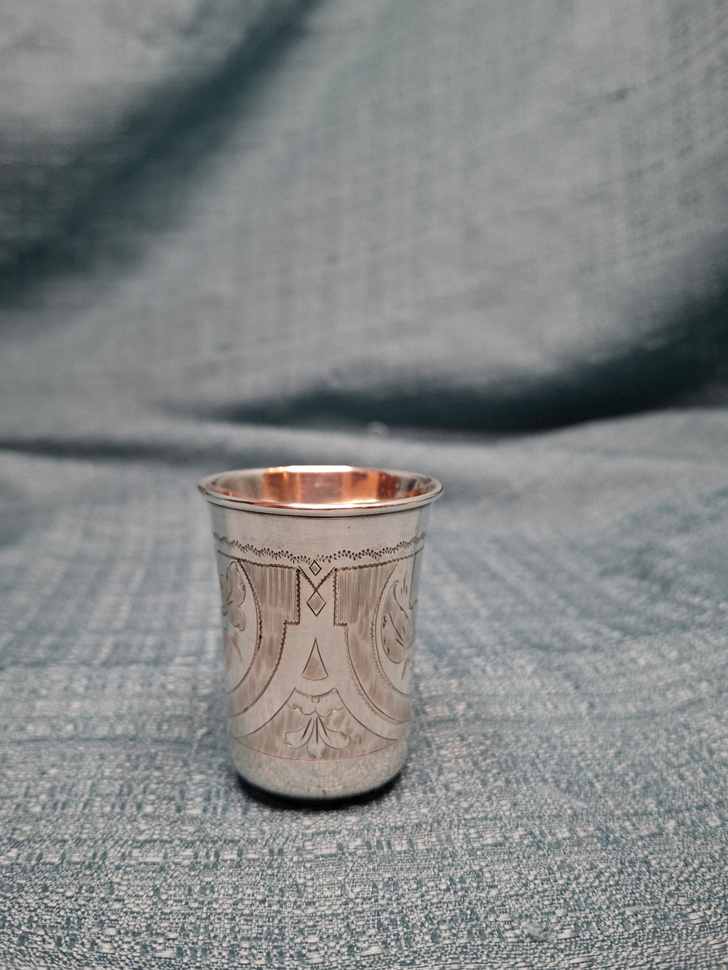 Antique Imperial Russian 84 Zolotnik Silver Kiddush Cup, Moscow 1880, Hand-Engraved Motifs