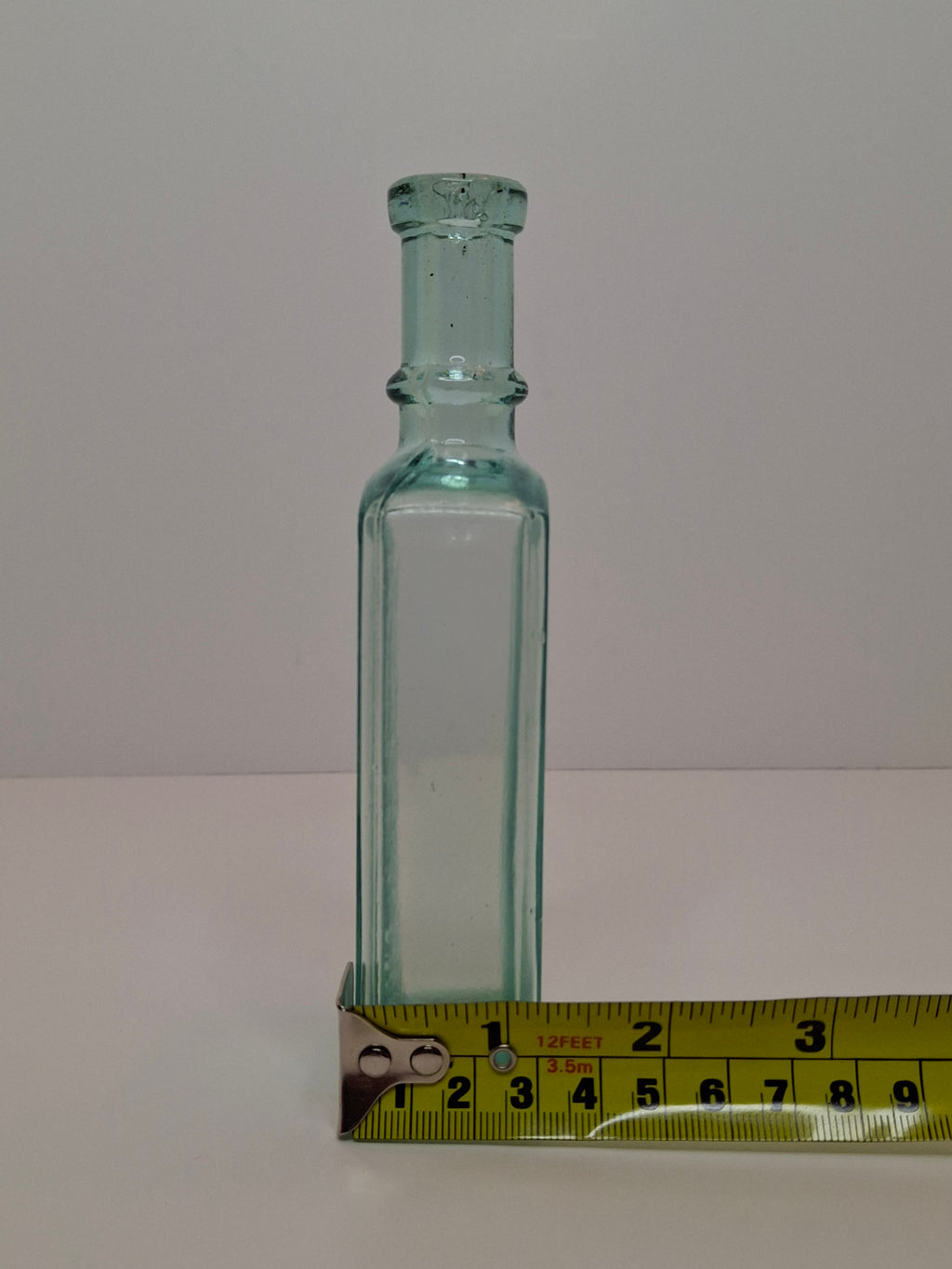 1890s-1900s Williams & Carleton Company Hartford Conn Embossed Druggist Bottle