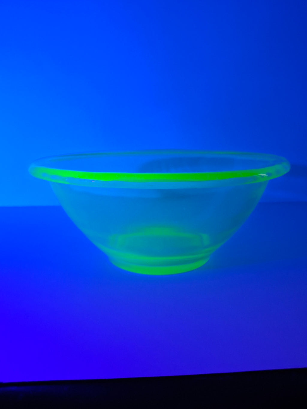Vintage Hocking Glass Co HGCO Mark Green Uranium Vaseline Depression Mixing Bowl