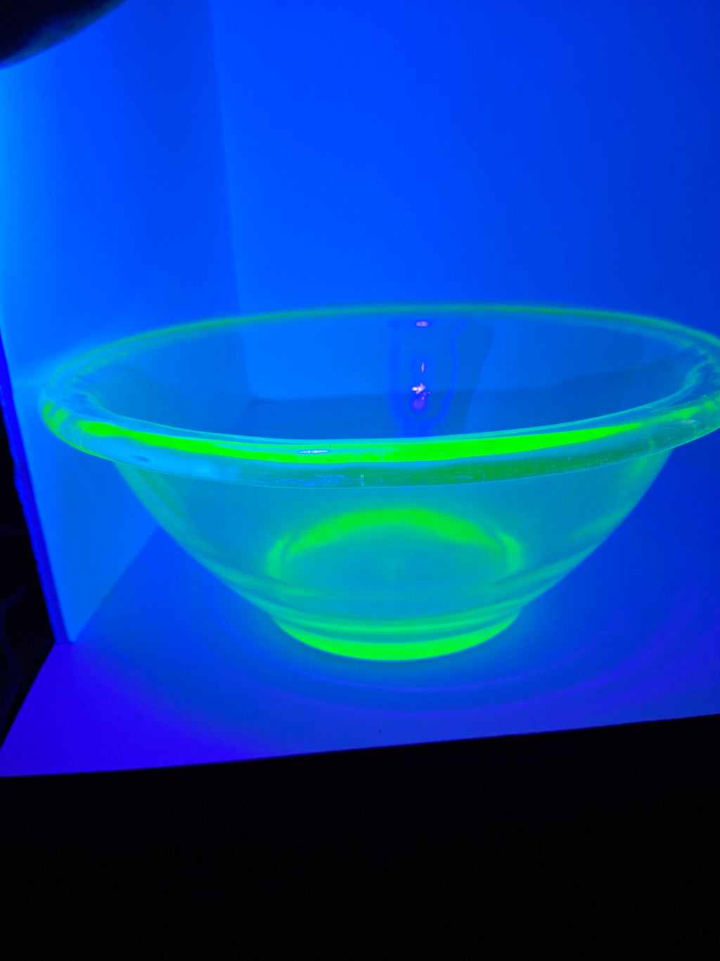 Vintage Hocking Glass Co HGCO Mark Green Uranium Vaseline Depression Mixing Bowl