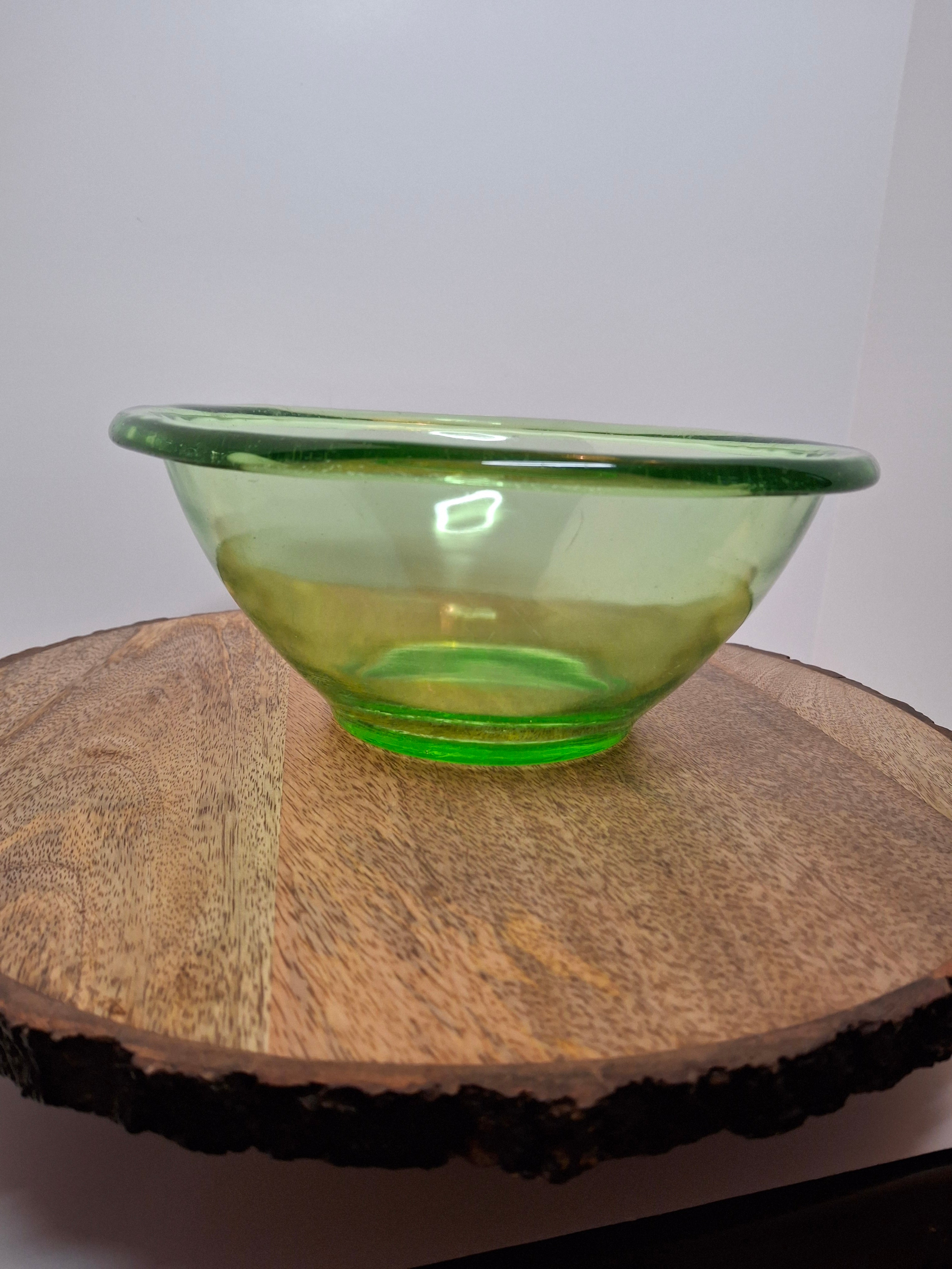Vintage Hocking Glass Co HGCO Mark Green Uranium Vaseline Depression Mixing Bowl