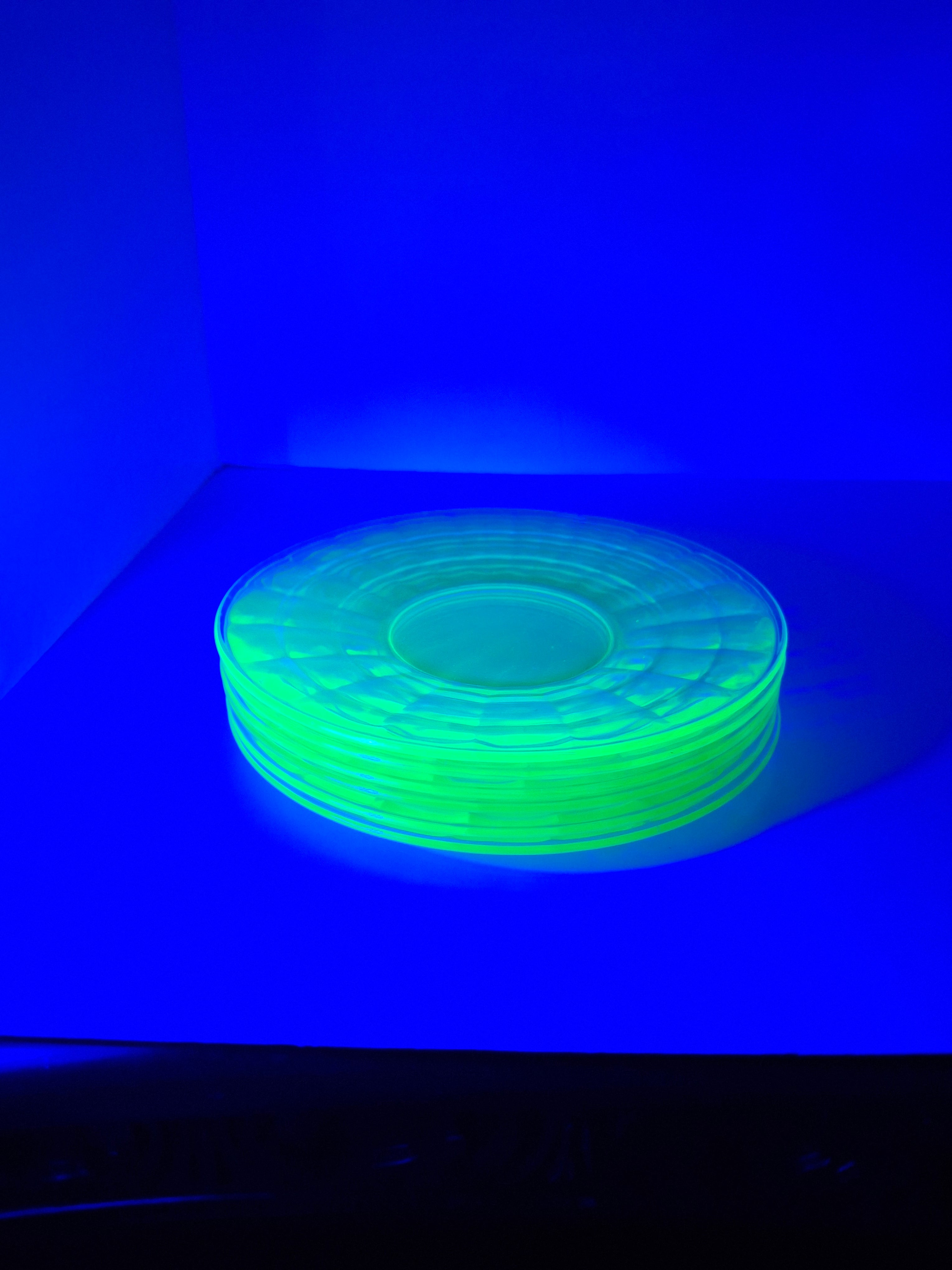 Set of 6 Anchor Hocking Block Optic Green Uranium Depression Glass Dinner Plates